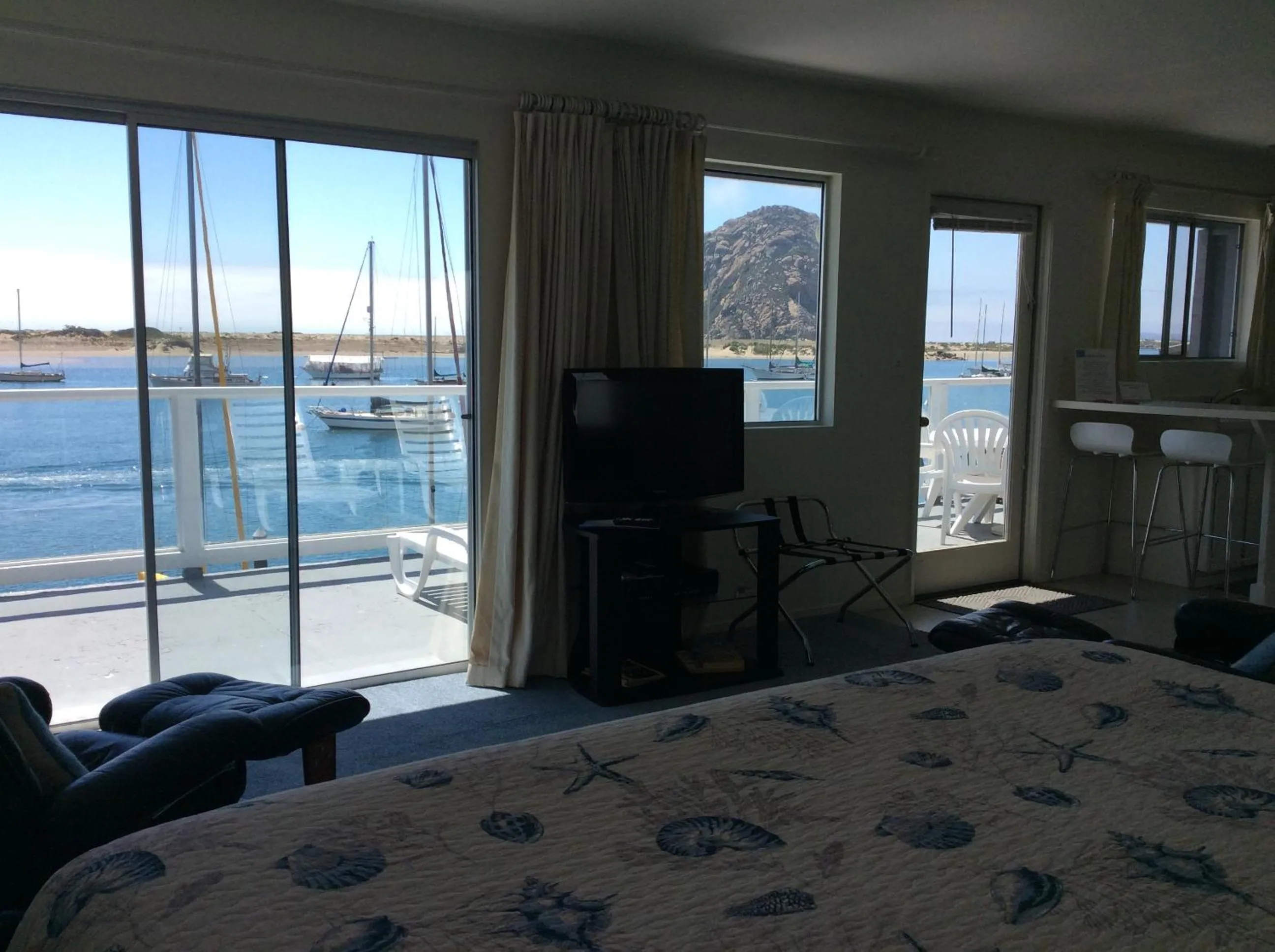 Photo of the whole room in Gray's Inn & Gallery