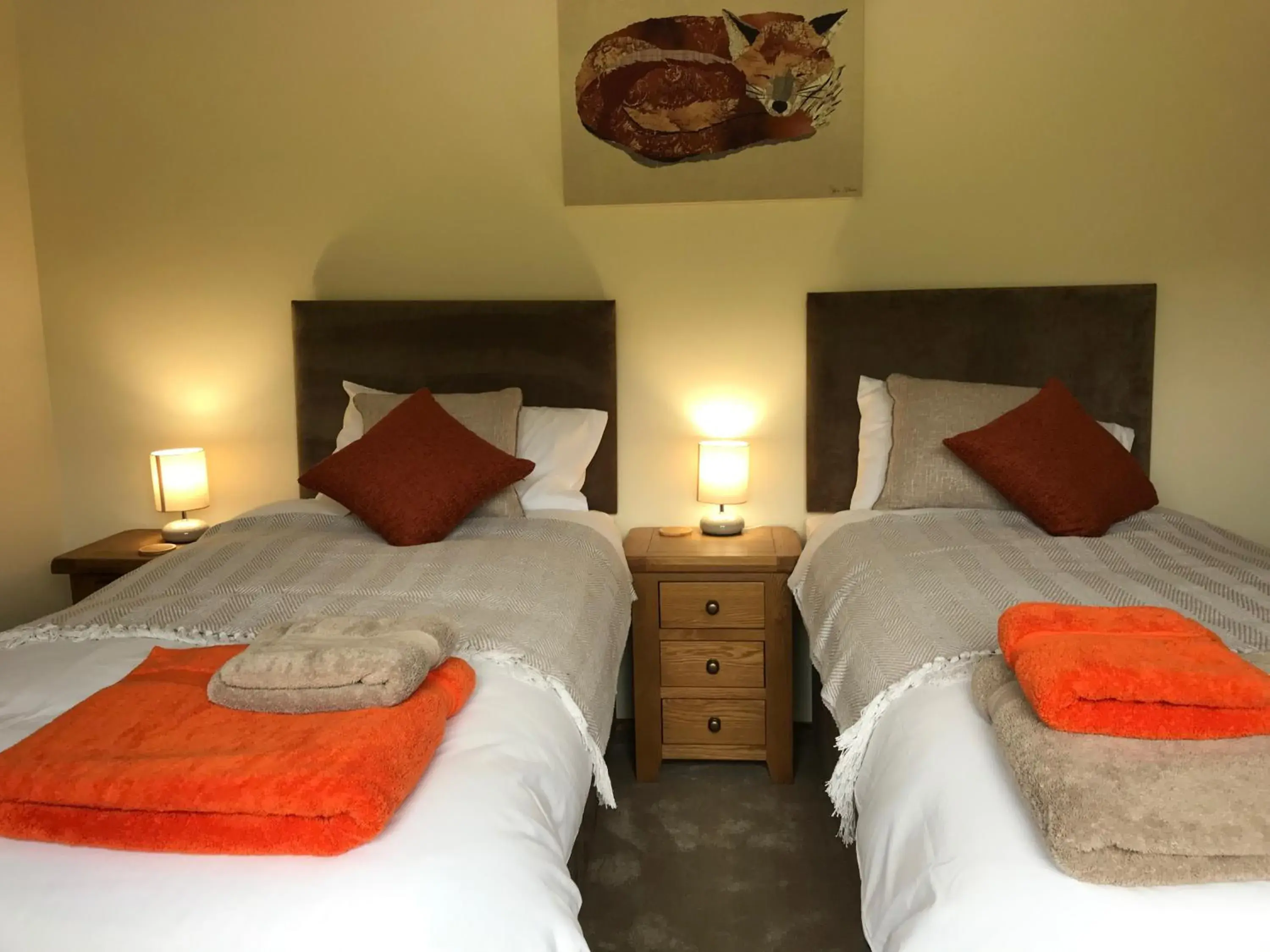 Deluxe Twin Room in Moelfre B&B Deluxe Twin Room in Moelfre B&B