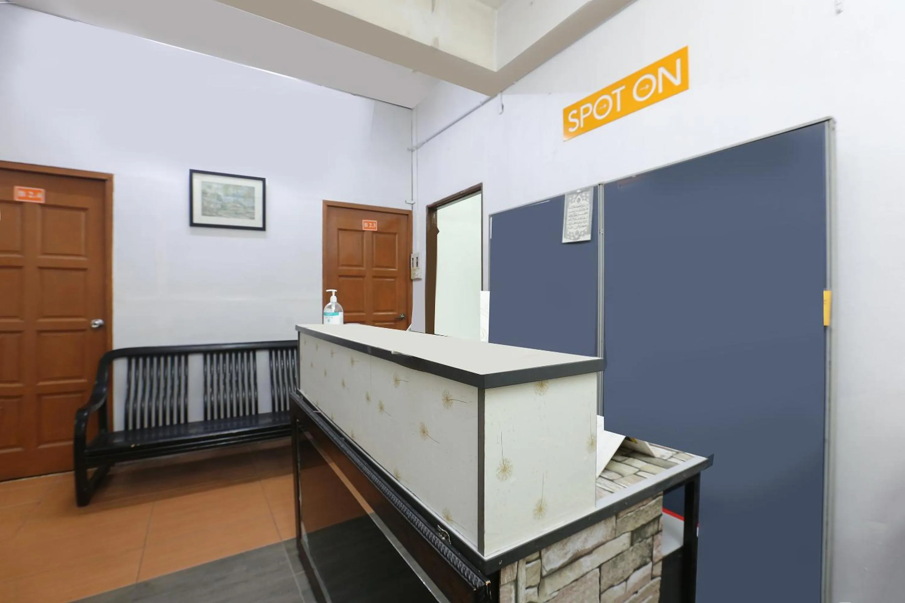 Lobby or reception in Hotel O D&d Budget Inn