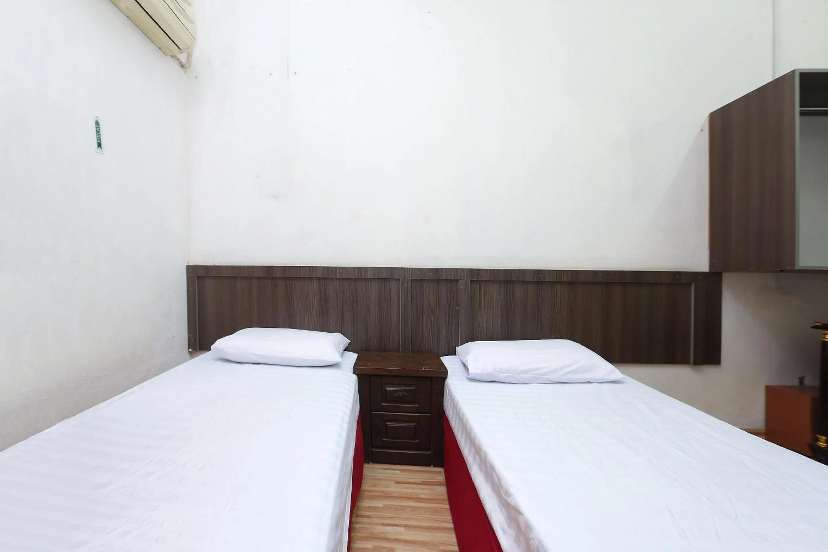 Bedroom in Hotel O D&d Budget Inn