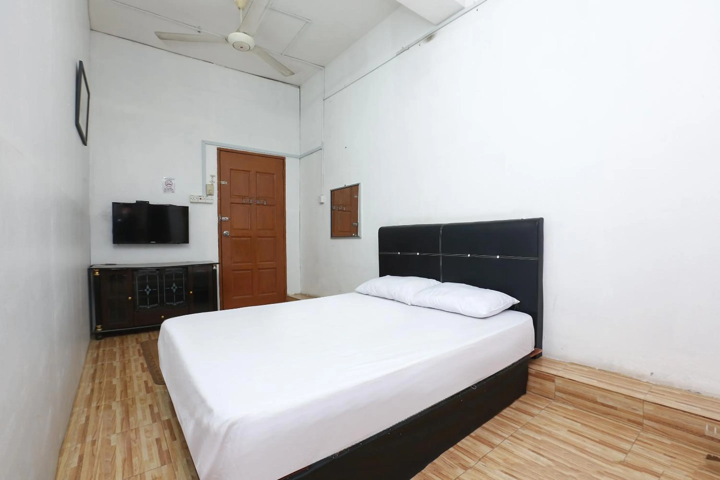 Bedroom in Hotel O D&d Budget Inn