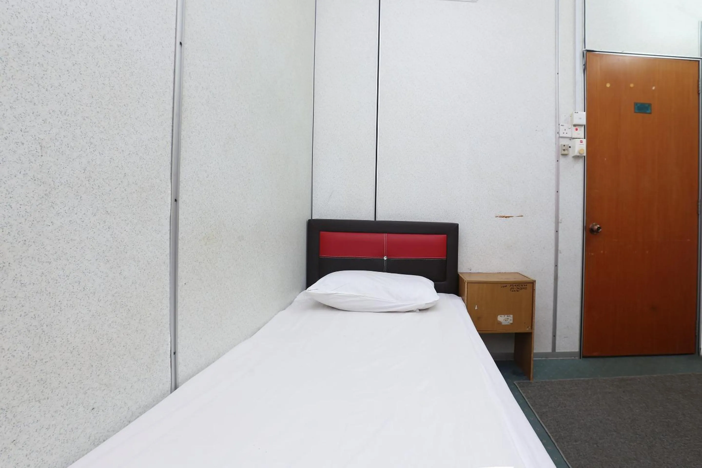 Bedroom in Hotel O D&d Budget Inn