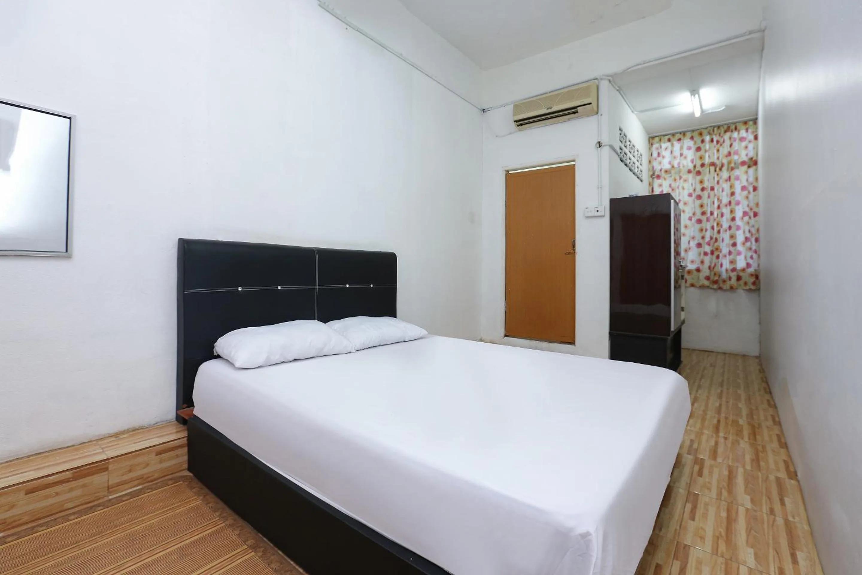 Bedroom in Hotel O D&d Budget Inn