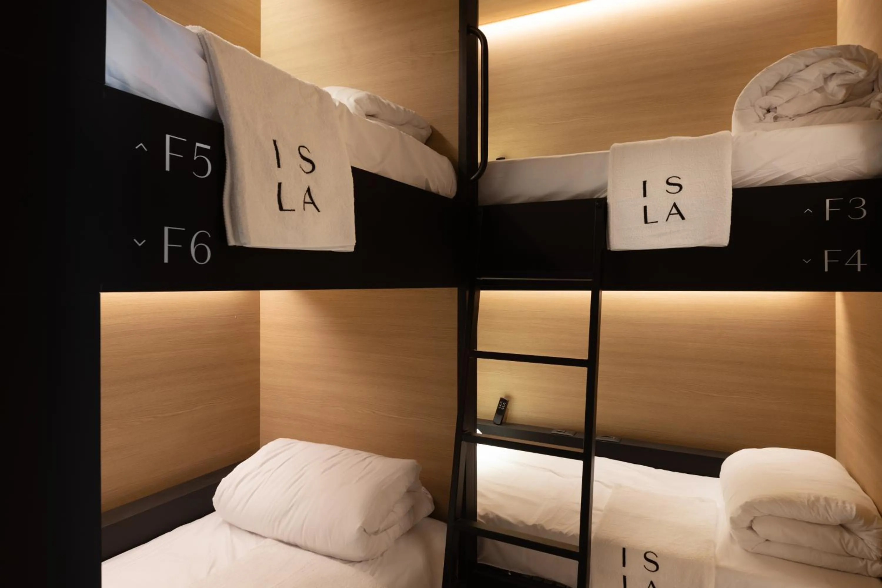 Bed in ISLA Tel Aviv