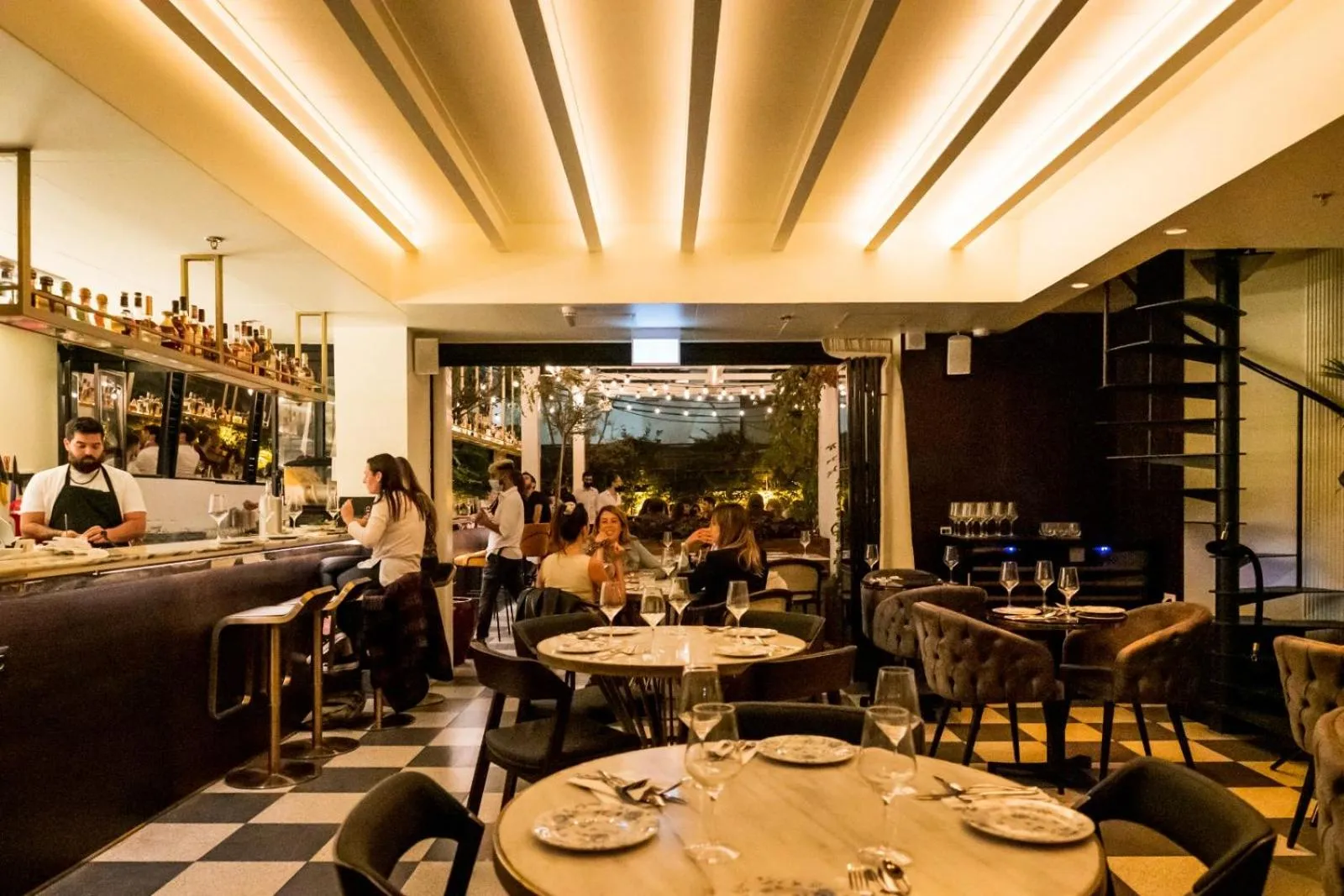 Restaurant/places to eat in Dave Levinsky, a member of Brown Hotels