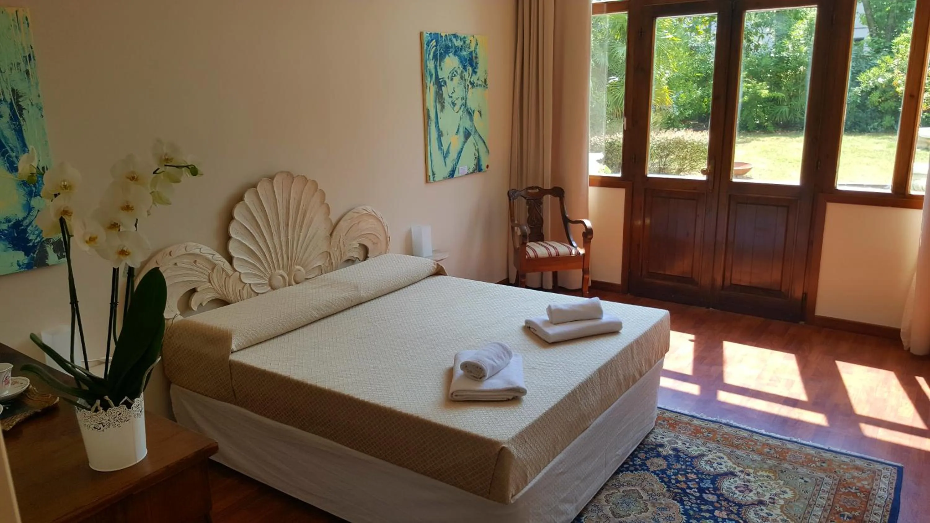 Bed in B&B Villa Fiorini