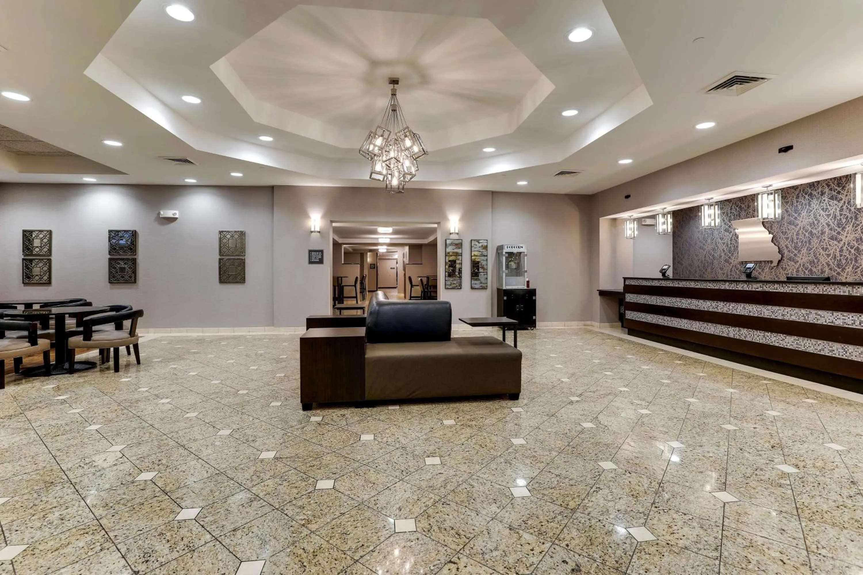 Lobby or reception in Drury Inn & Suites St Joseph