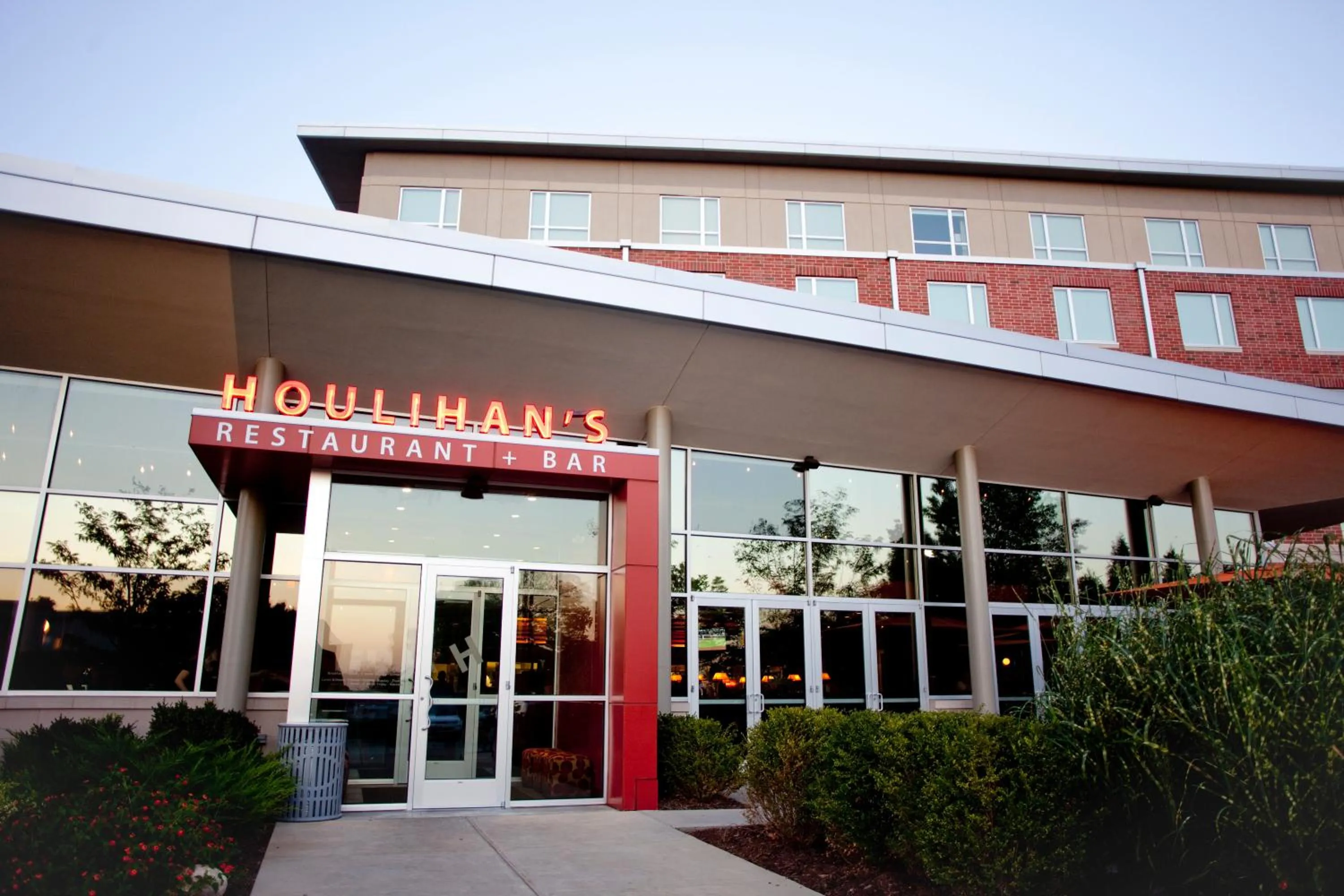Restaurant/places to eat in I Hotel and Illinois Conference Center - Champaign