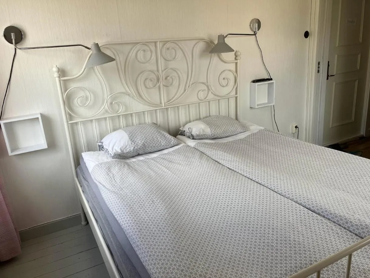 Bed in Bergåsa bed & kitchen Drängsered