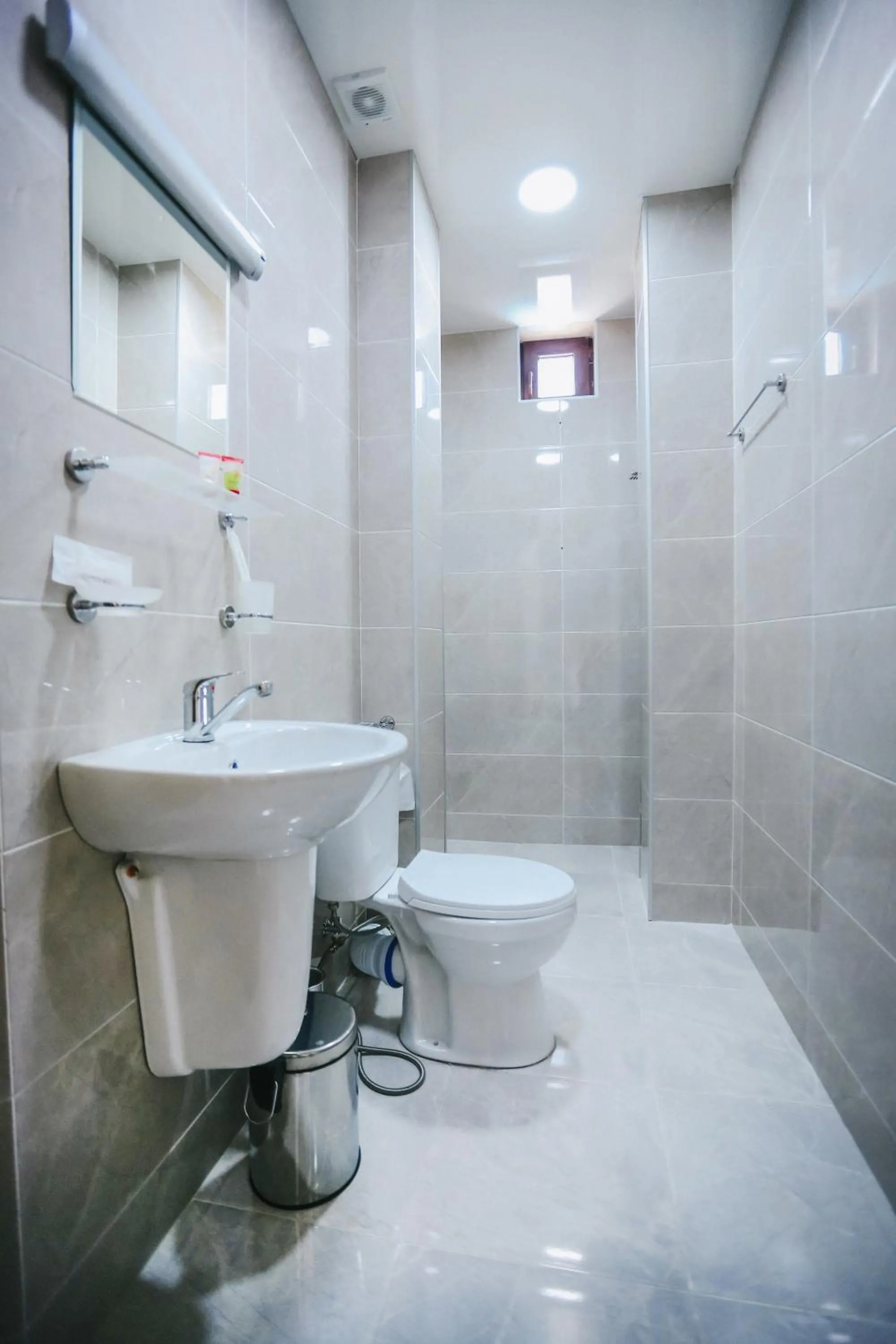 Shower in Balanchine