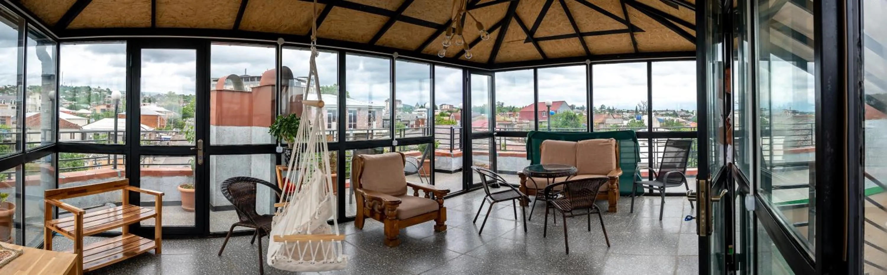 Balcony/Terrace in Balanchine