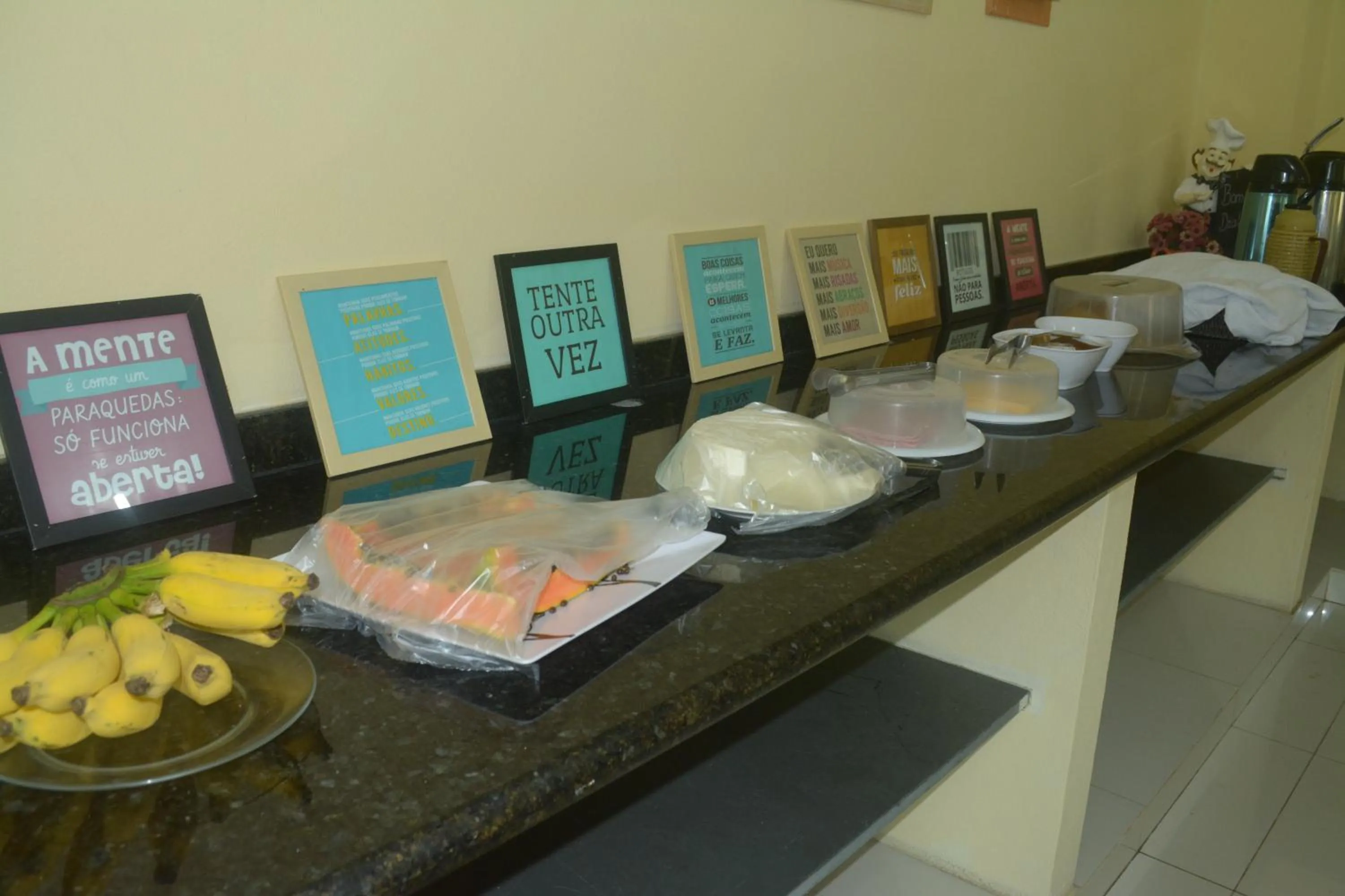 Food and drinks in Pousada Santo Antônio