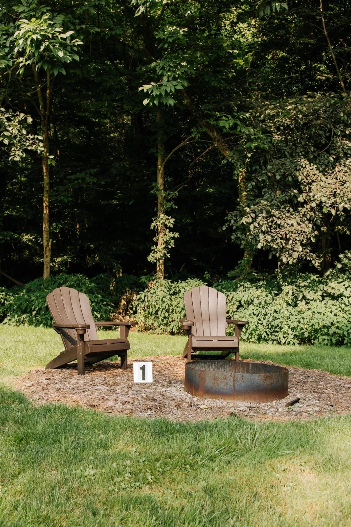 Sojourner's Lodge & Log Cabin Suites