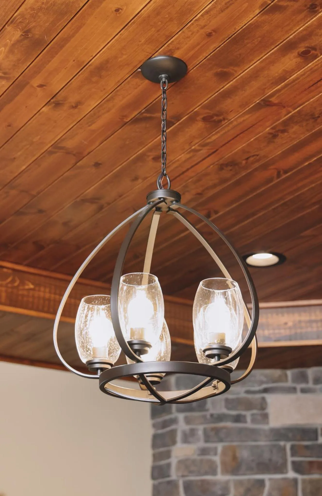 Sojourner's Lodge & Log Cabin Suites