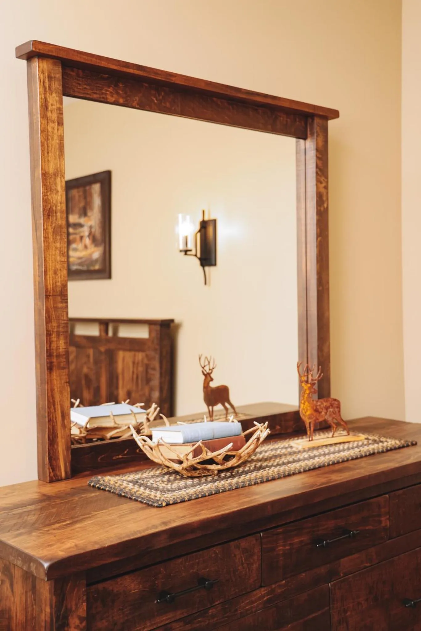 Sojourner's Lodge & Log Cabin Suites