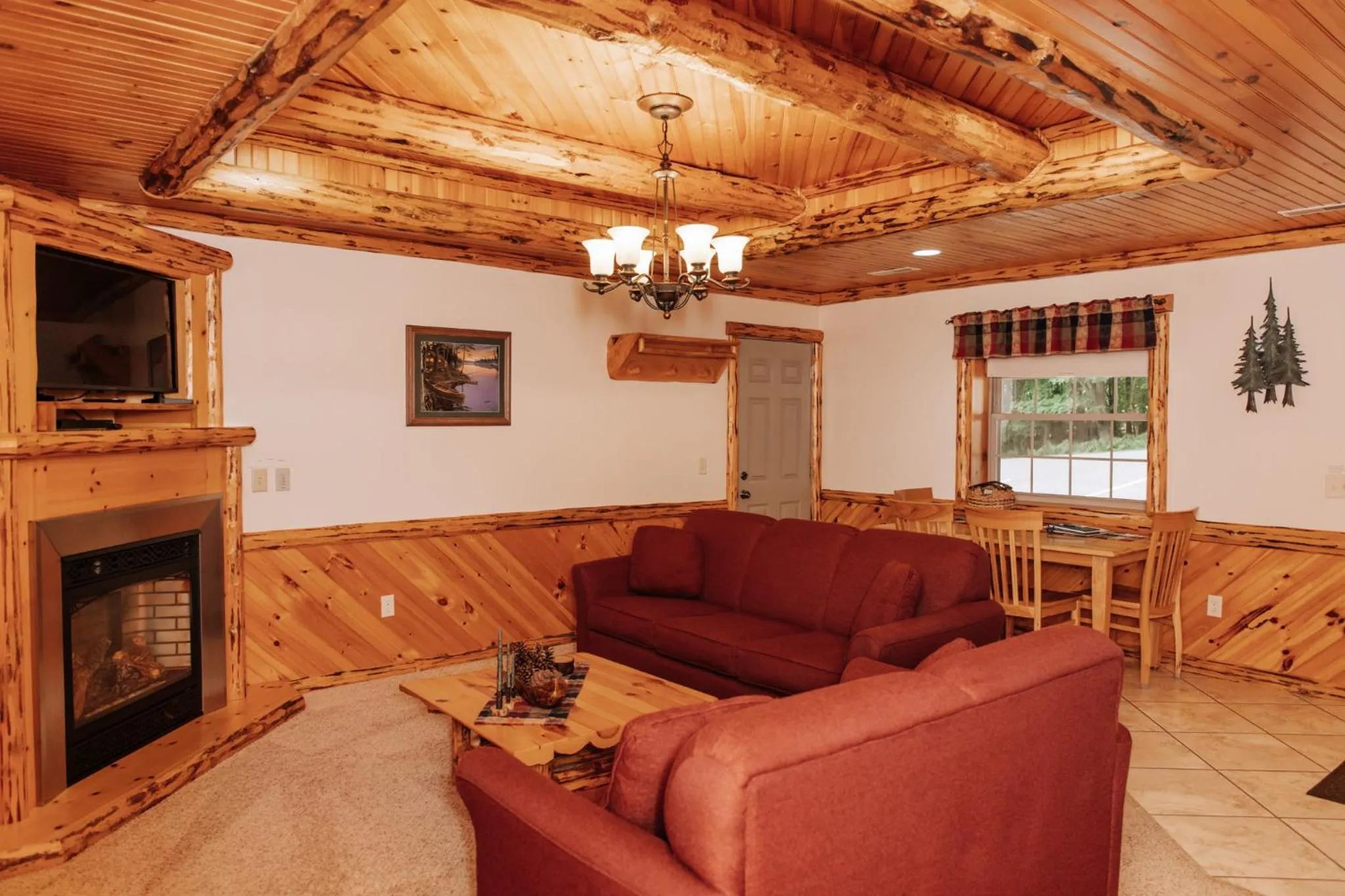 Sojourner's Lodge & Log Cabin Suites