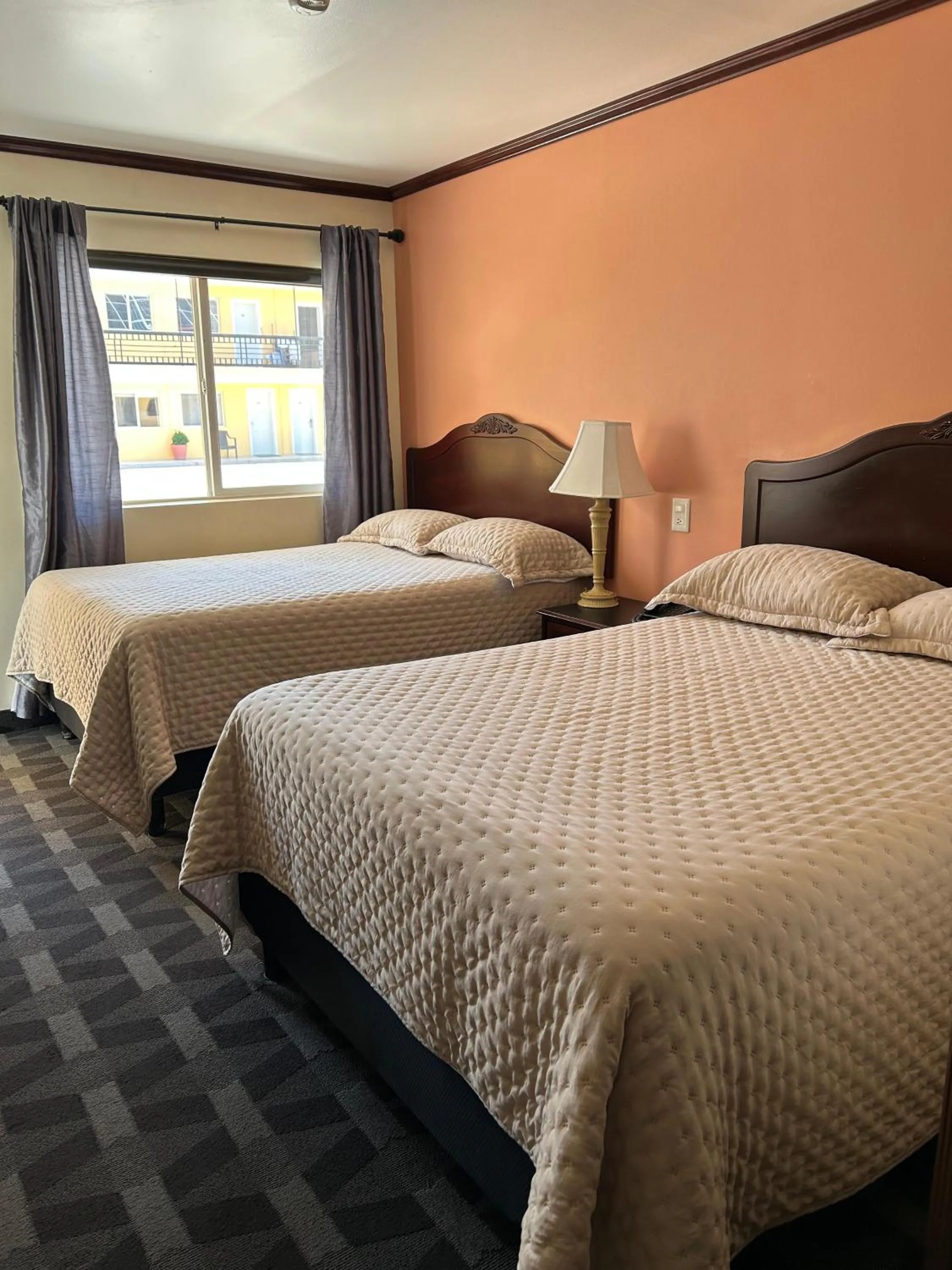 Patio, Bed in DURAZNO INN