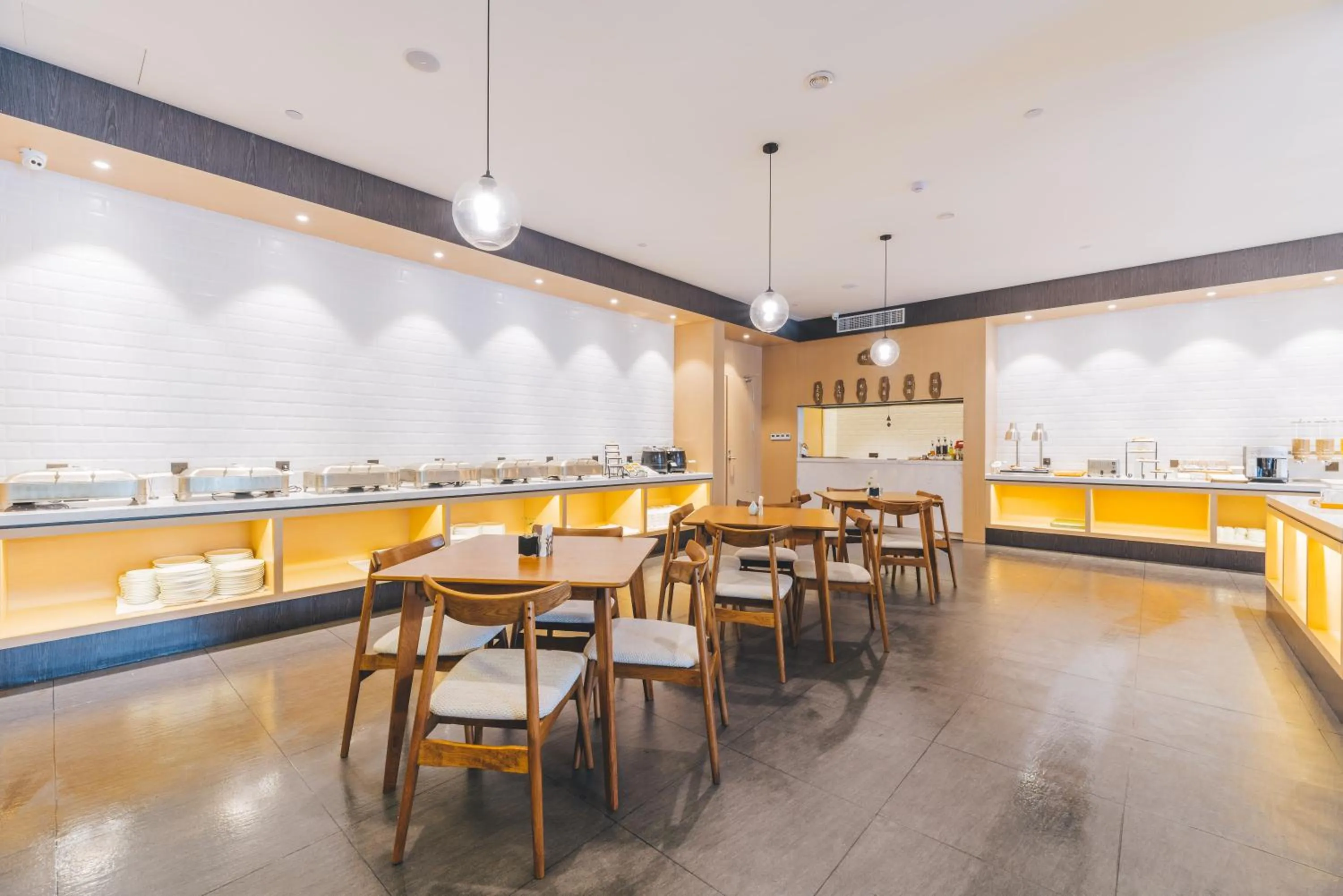 Restaurant/places to eat in Atour Hotel (Hangzhou West Lake Cultural Square)