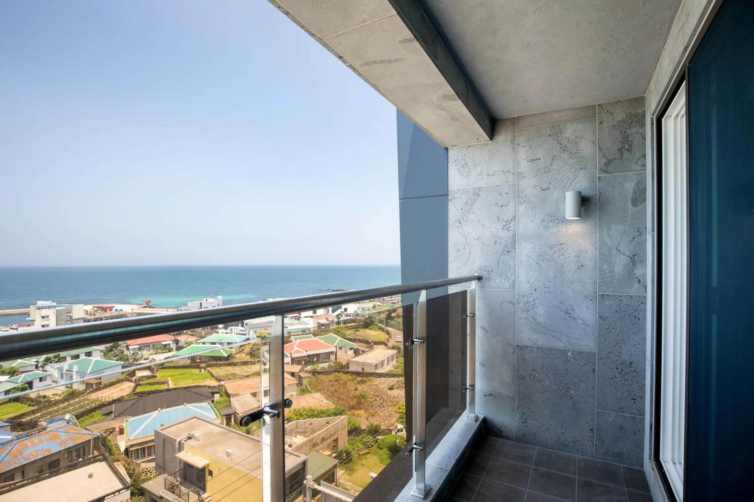 Balcony/Terrace in Lemain Hotel