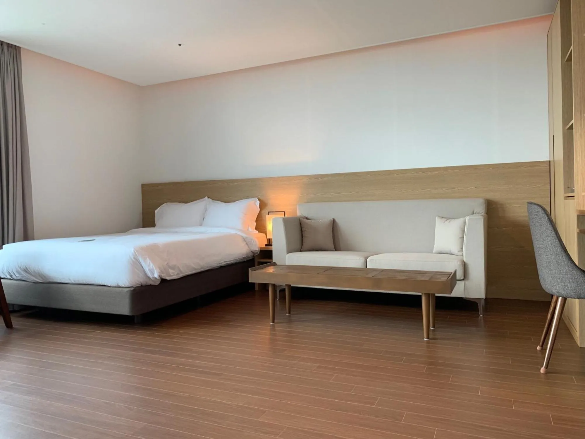 Photo of the whole room, Bed in Lemain Hotel