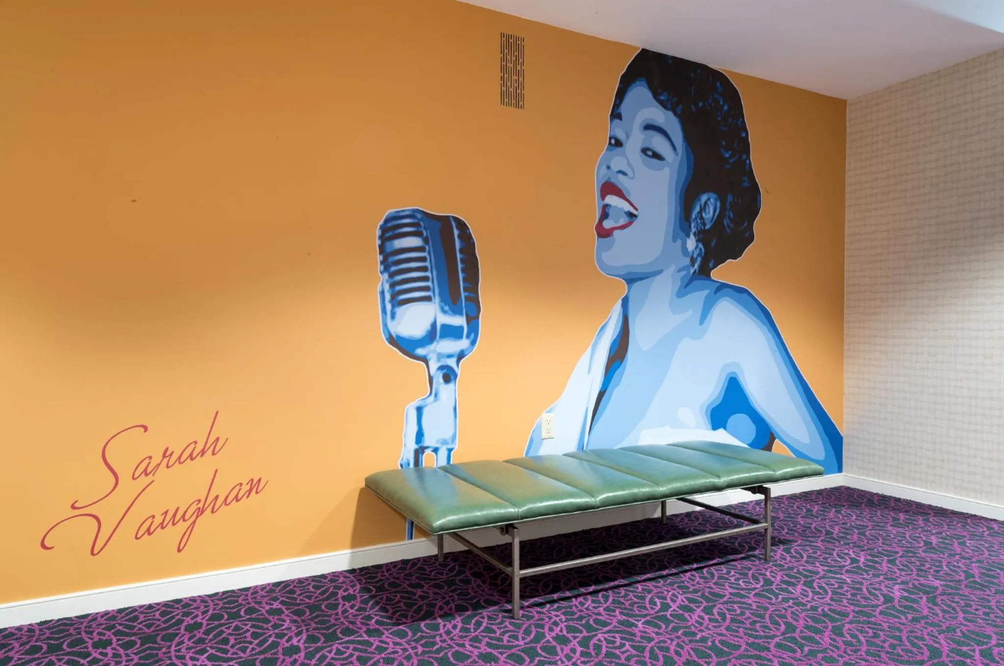 Decorative detail in TRYP by Wyndham Newark Downtown