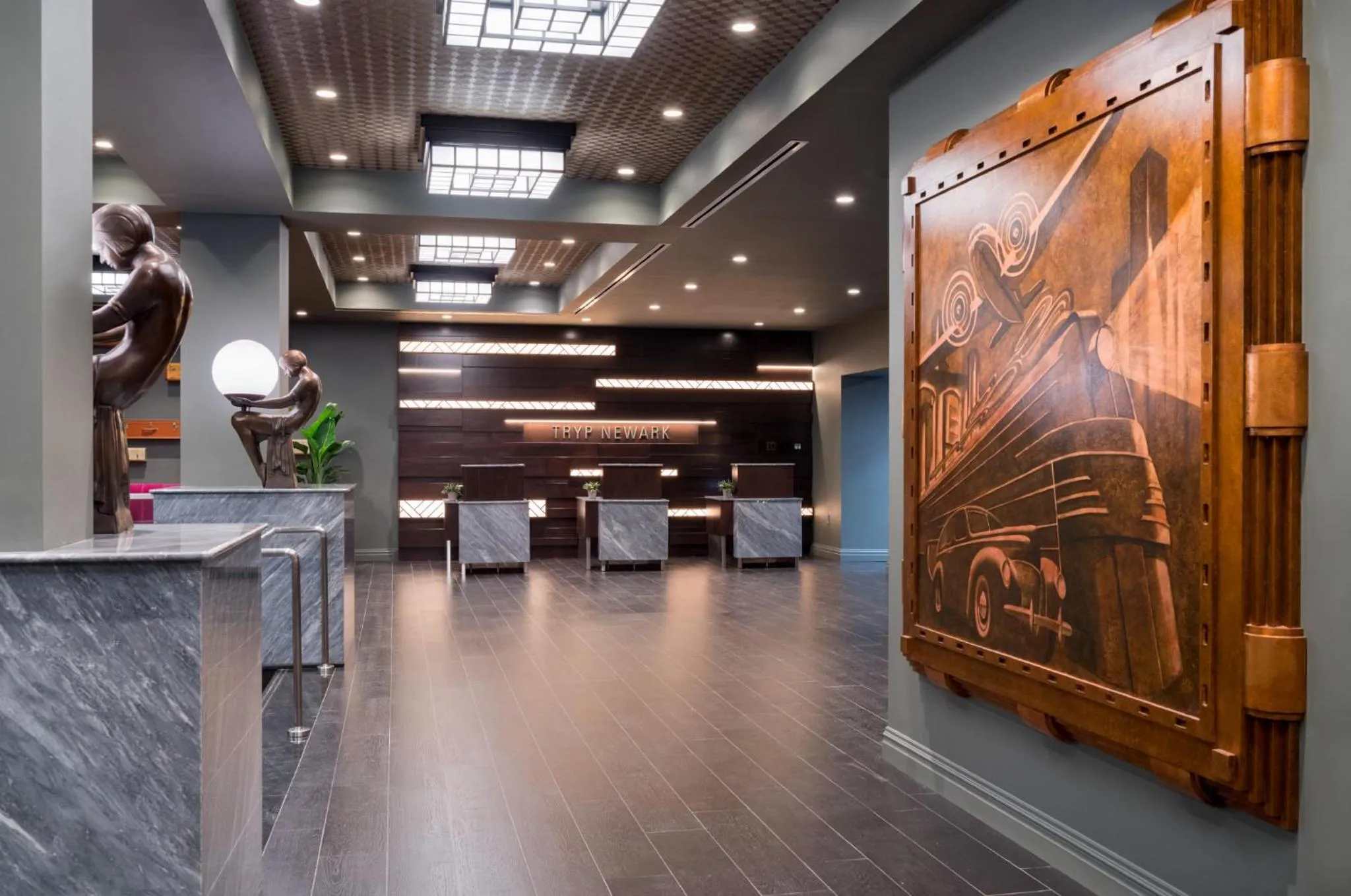 Lobby or reception in TRYP by Wyndham Newark Downtown
