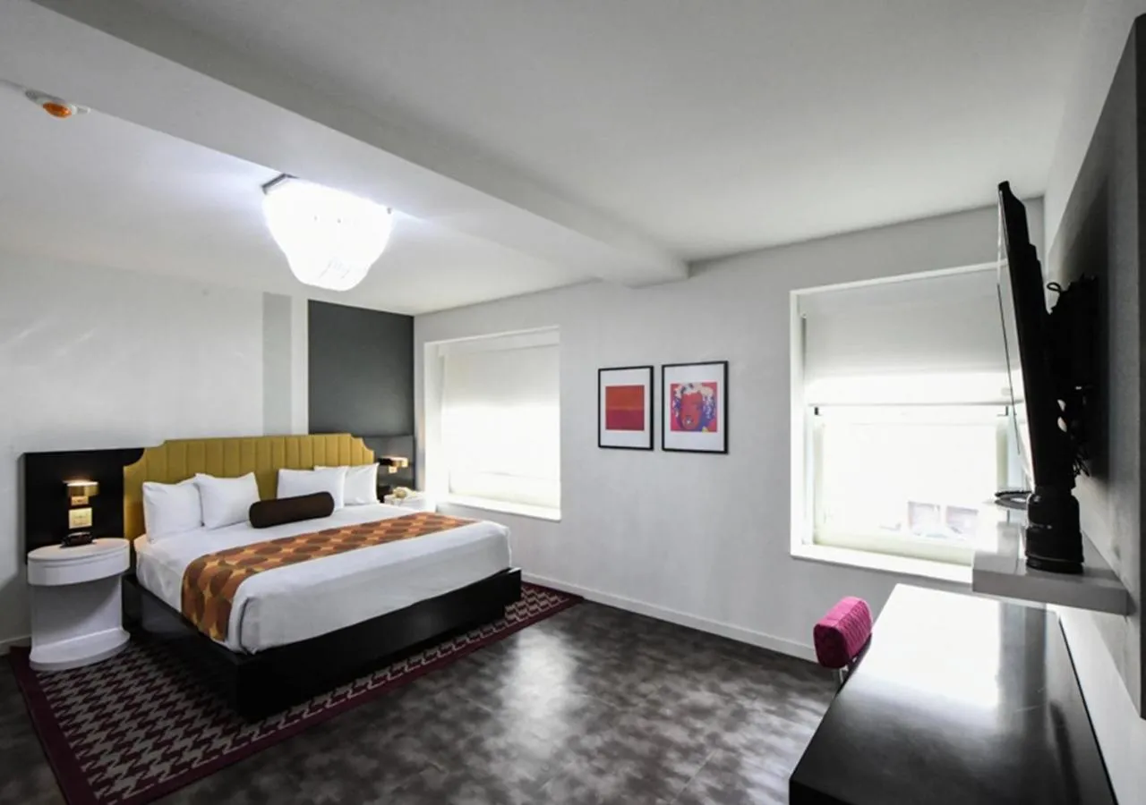 Photo of the whole room, Bed in TRYP by Wyndham Newark Downtown