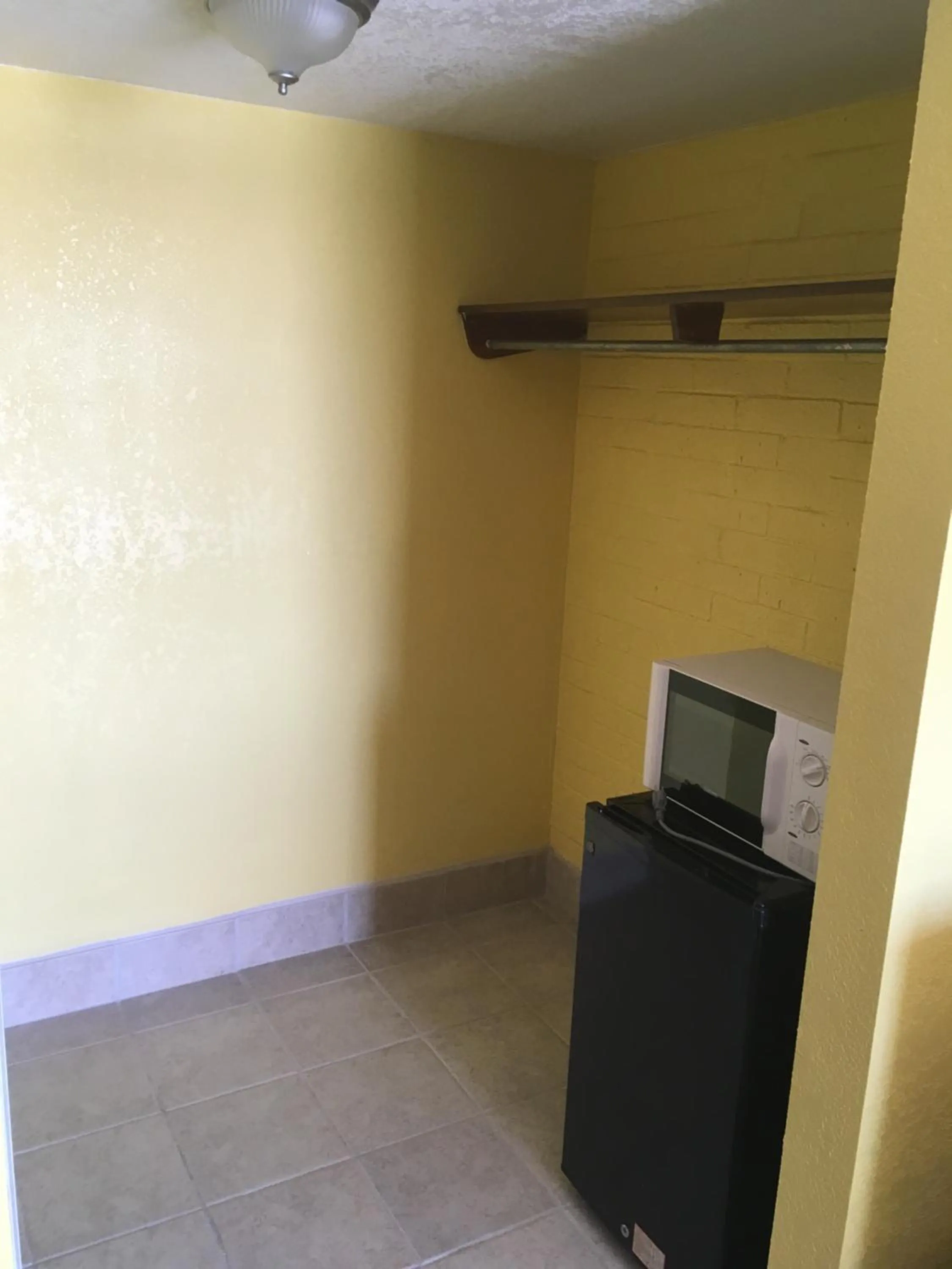 Decorative detail in Blue Star Inn