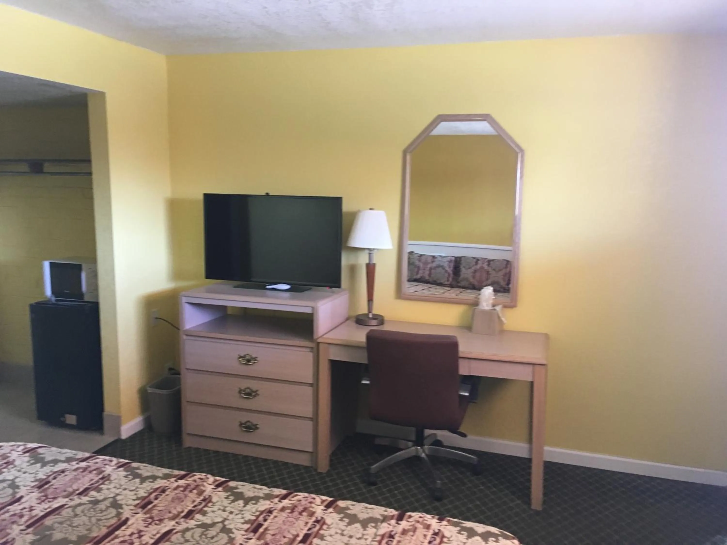 Decorative detail in Blue Star Inn