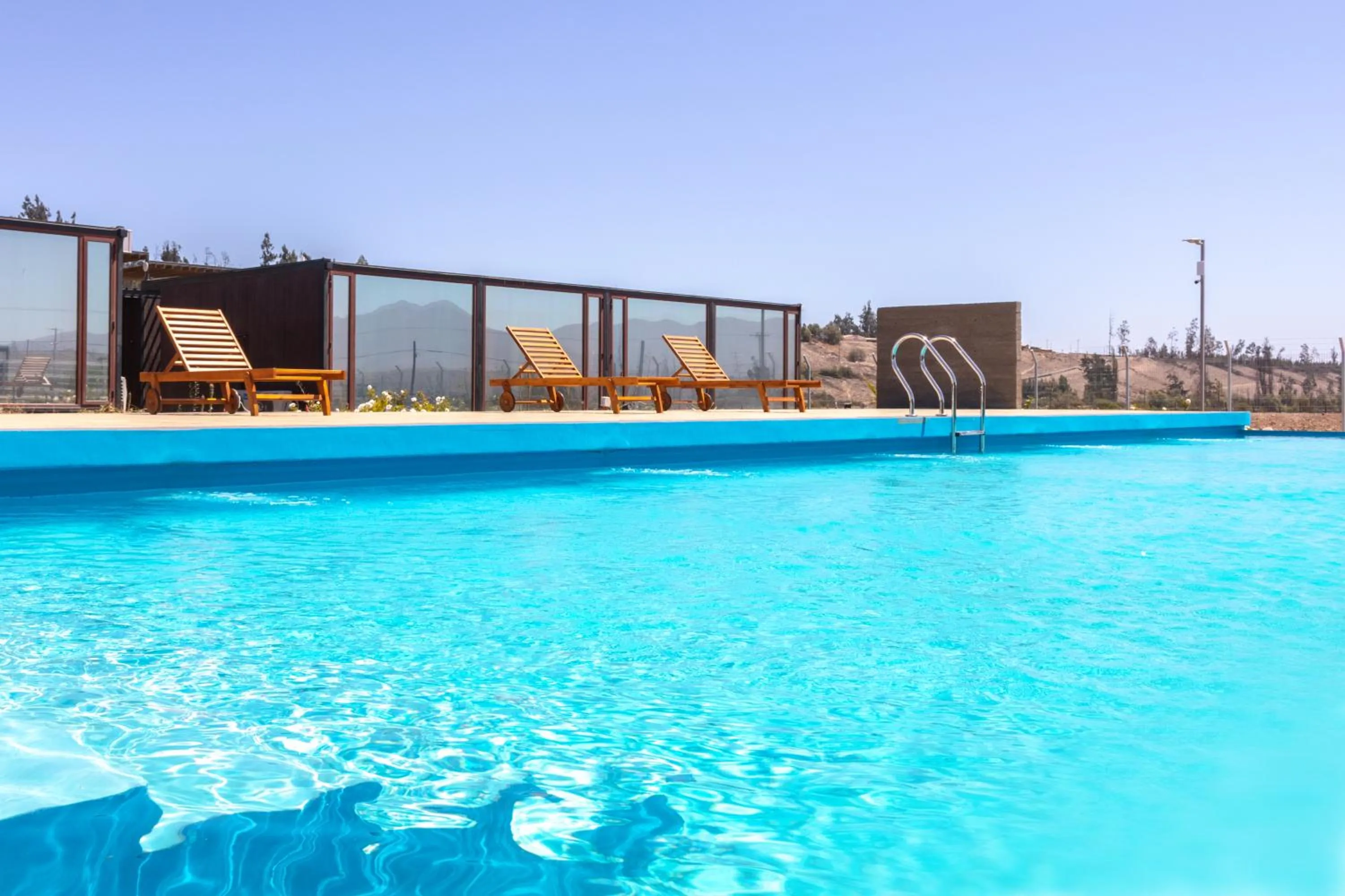 Swimming pool in Park Inn by Radisson Los Olivos de Vallenar