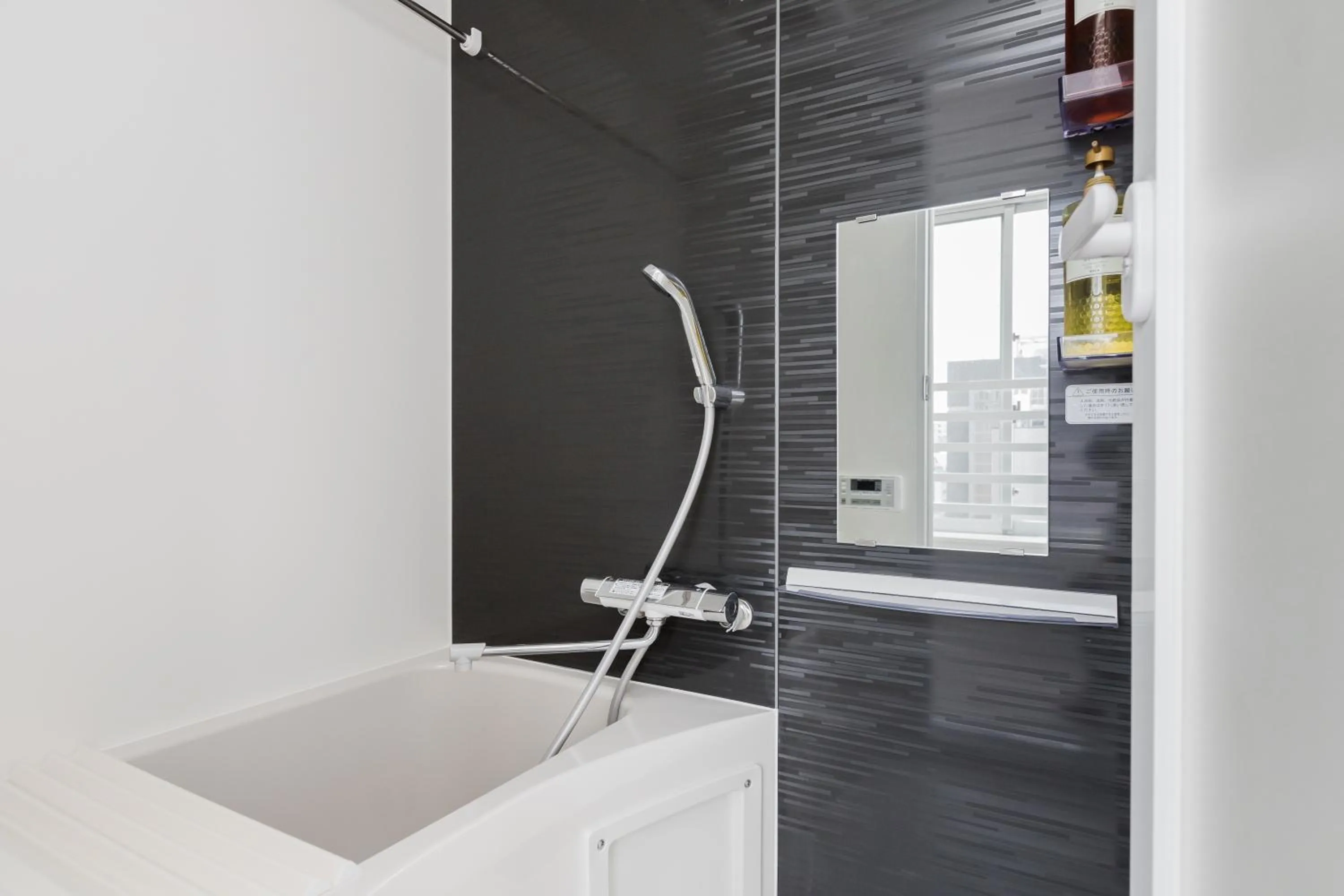 Bathroom in Hotel Apartment Ueno Inaricho Sta