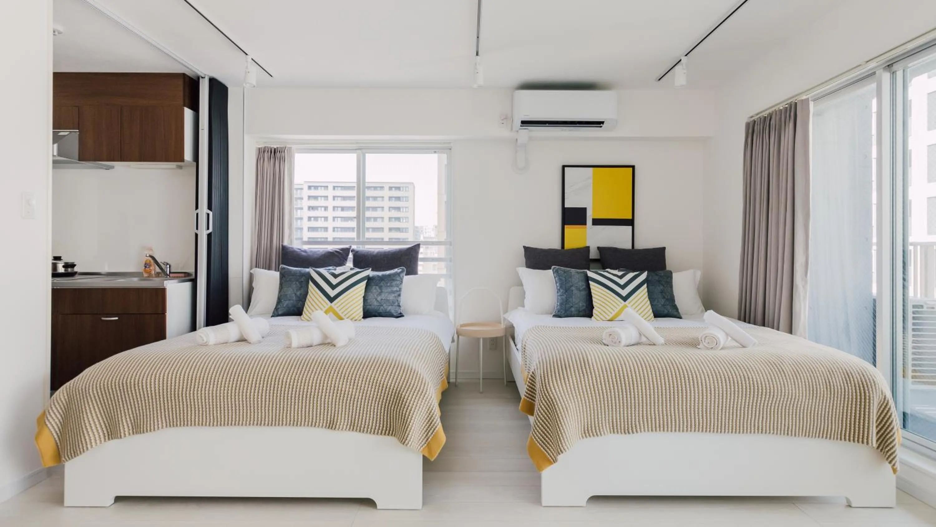 Bed in Hotel Apartment Ueno Inaricho Sta