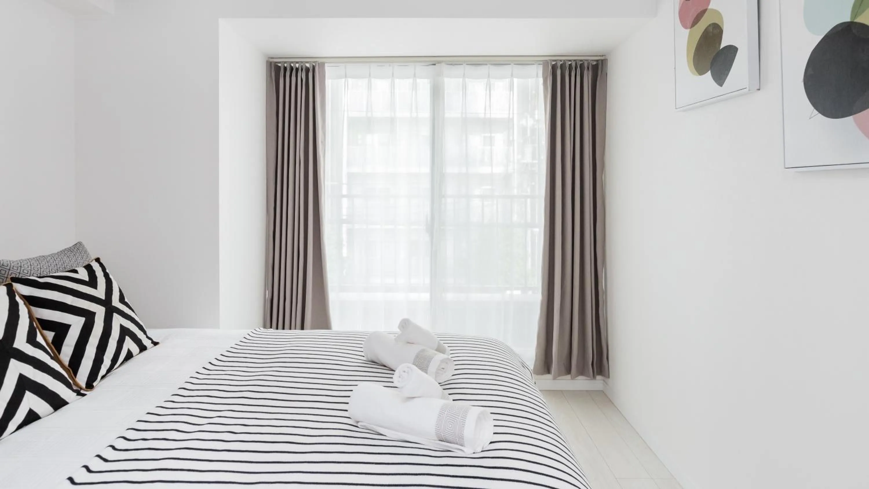 Bed in Hotel Apartment Ueno Inaricho Sta