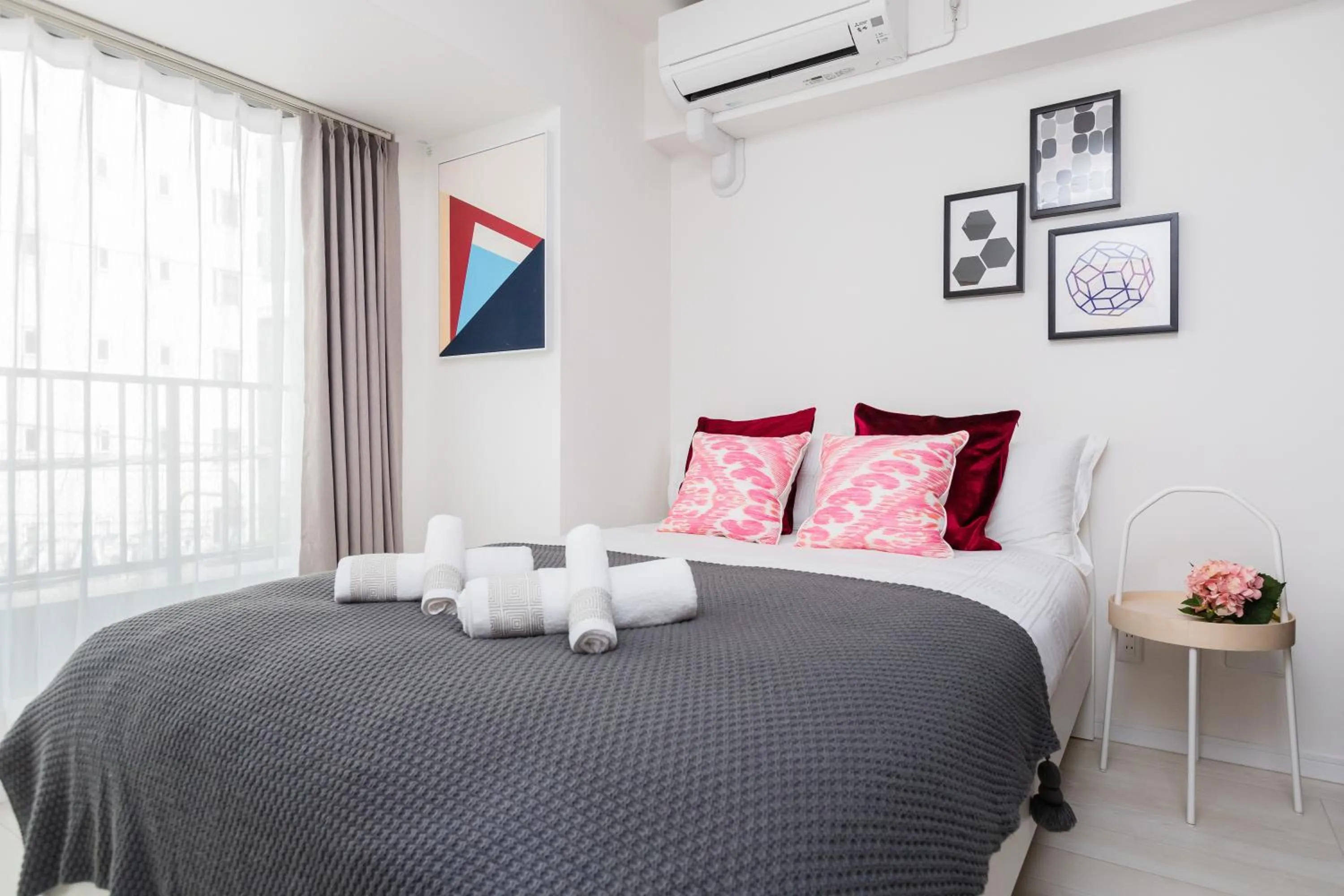 Bed in Hotel Apartment Ueno Inaricho Sta