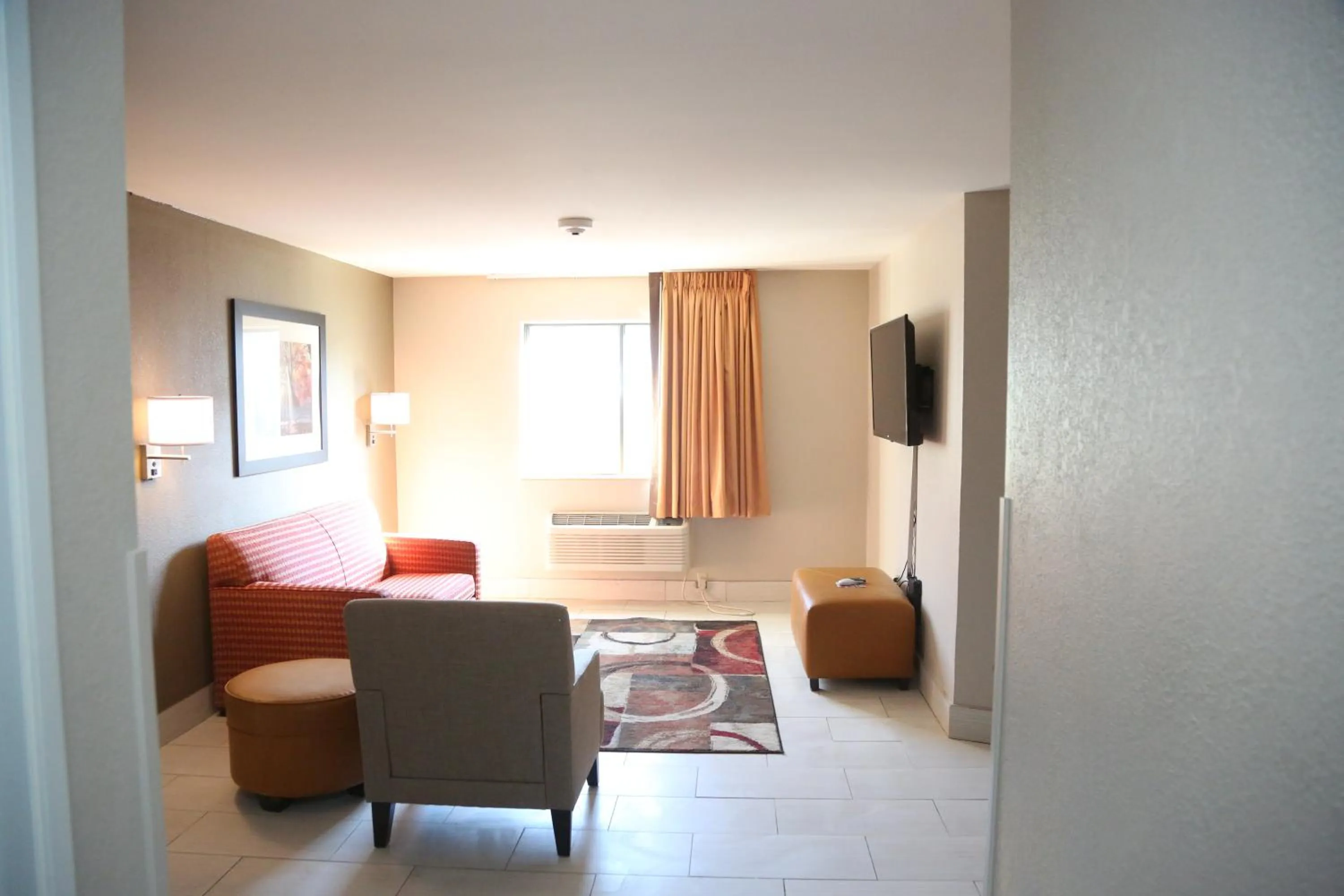 Bed in Super 8 by Wyndham Portsmouth