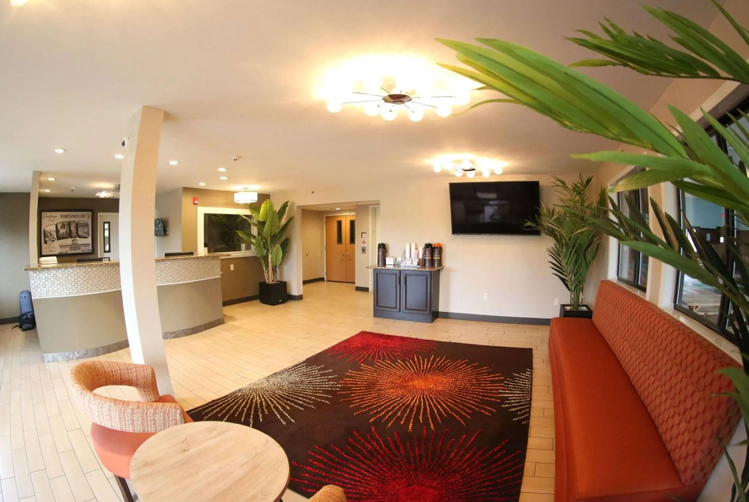 Lobby or reception in Super 8 by Wyndham Portsmouth