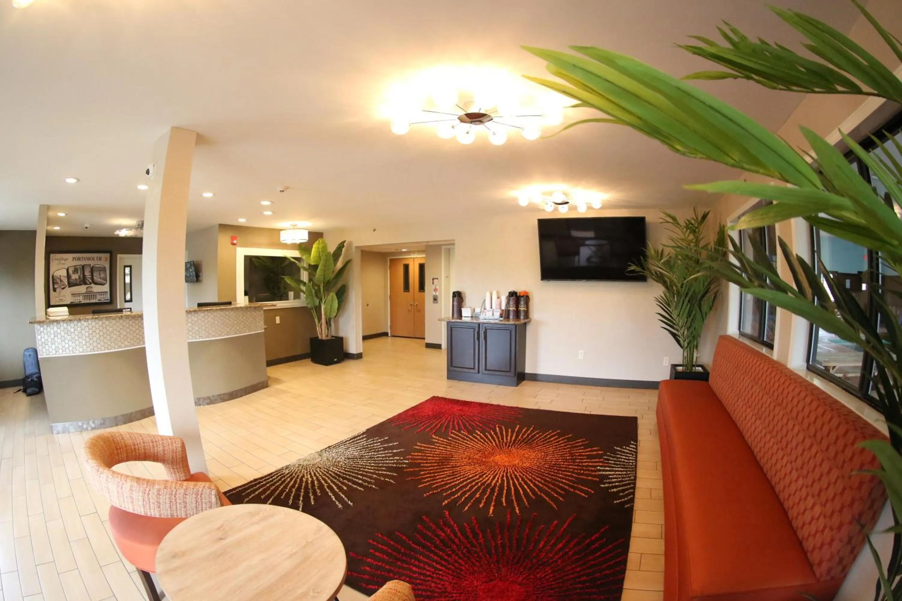 Lobby or reception in Super 8 by Wyndham Portsmouth