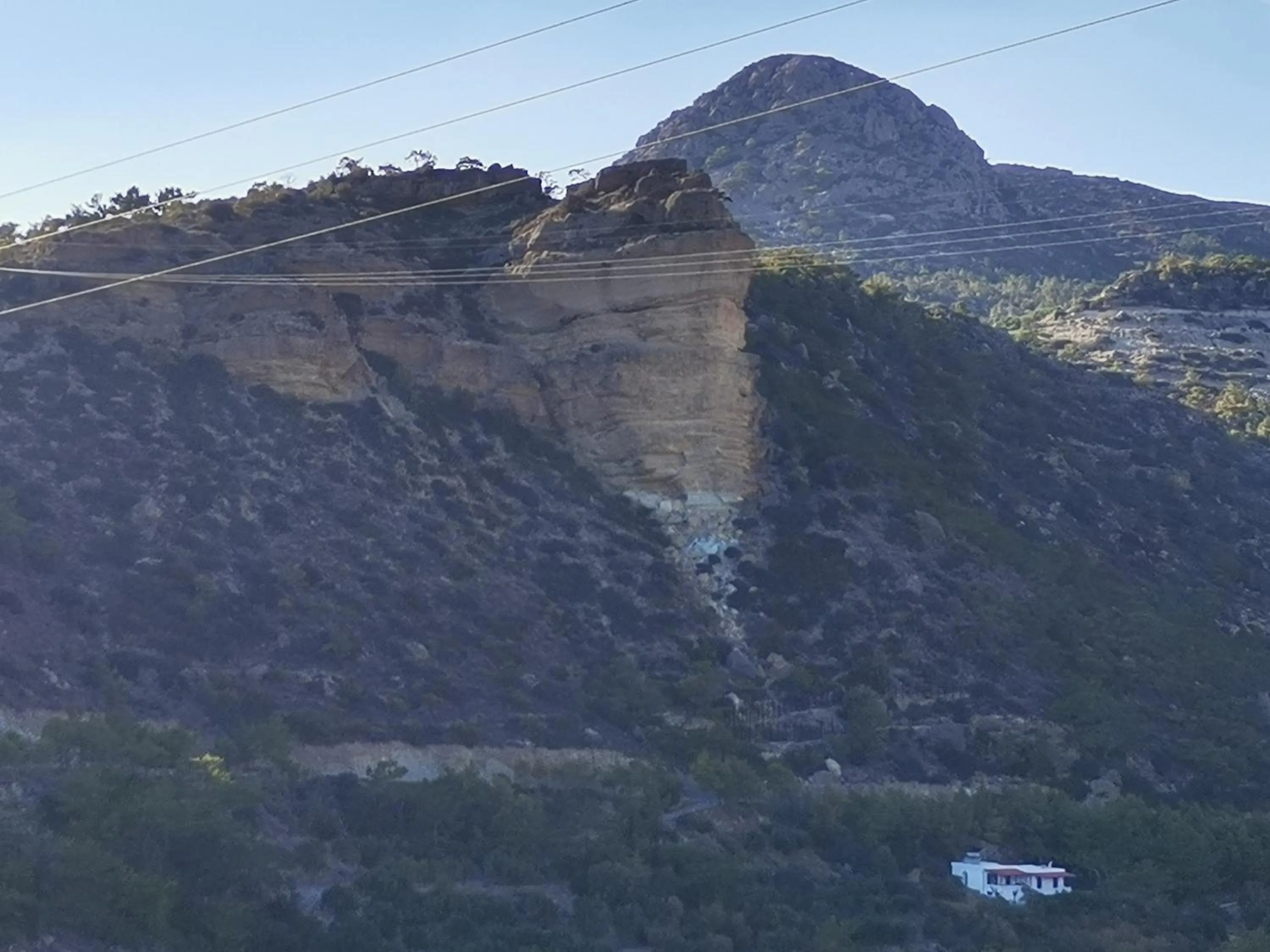 Mountain view in New Aurora Apts Studios
