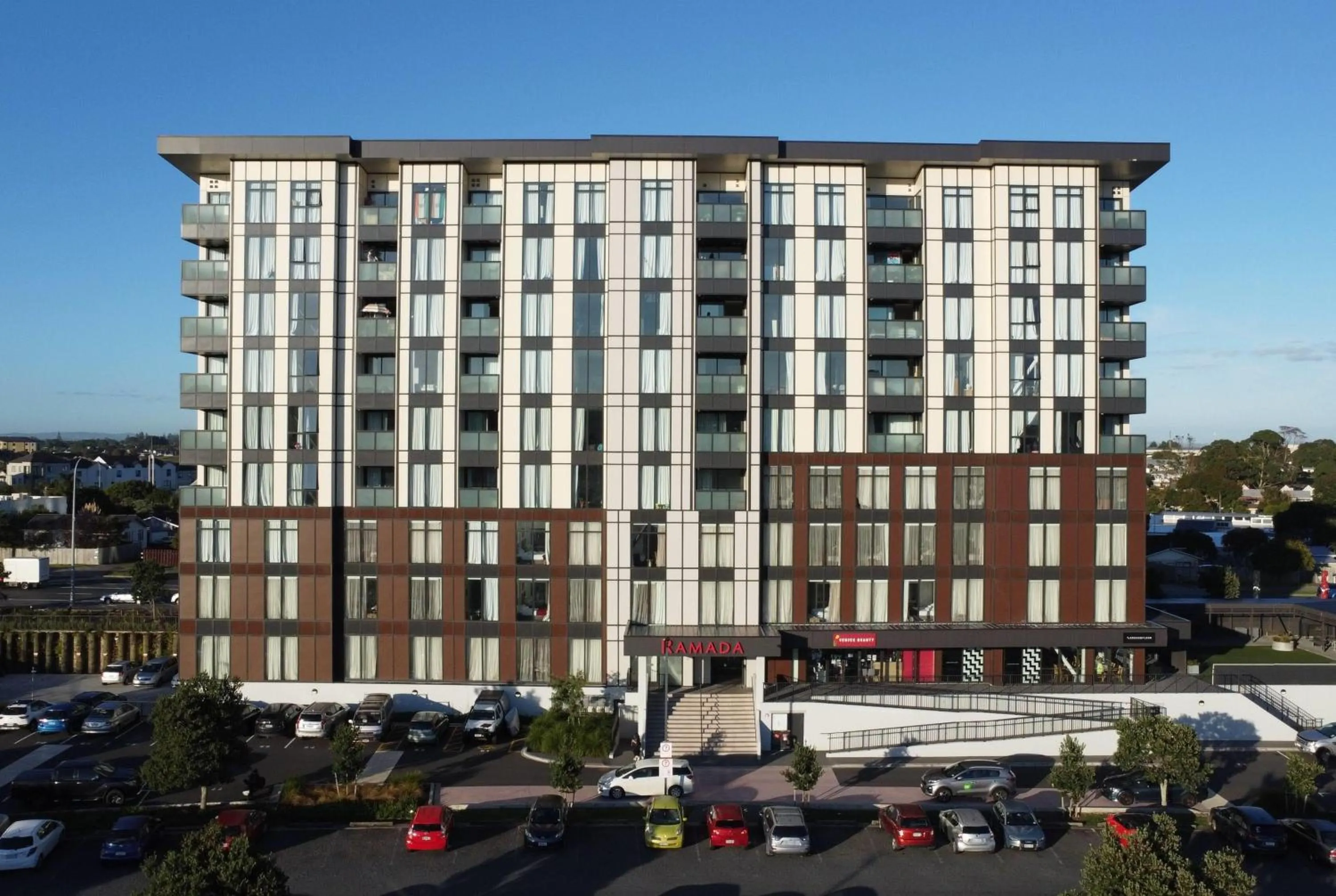 Property building in Ramada Suites by Wyndham Auckland Manukau Pacfic Centre