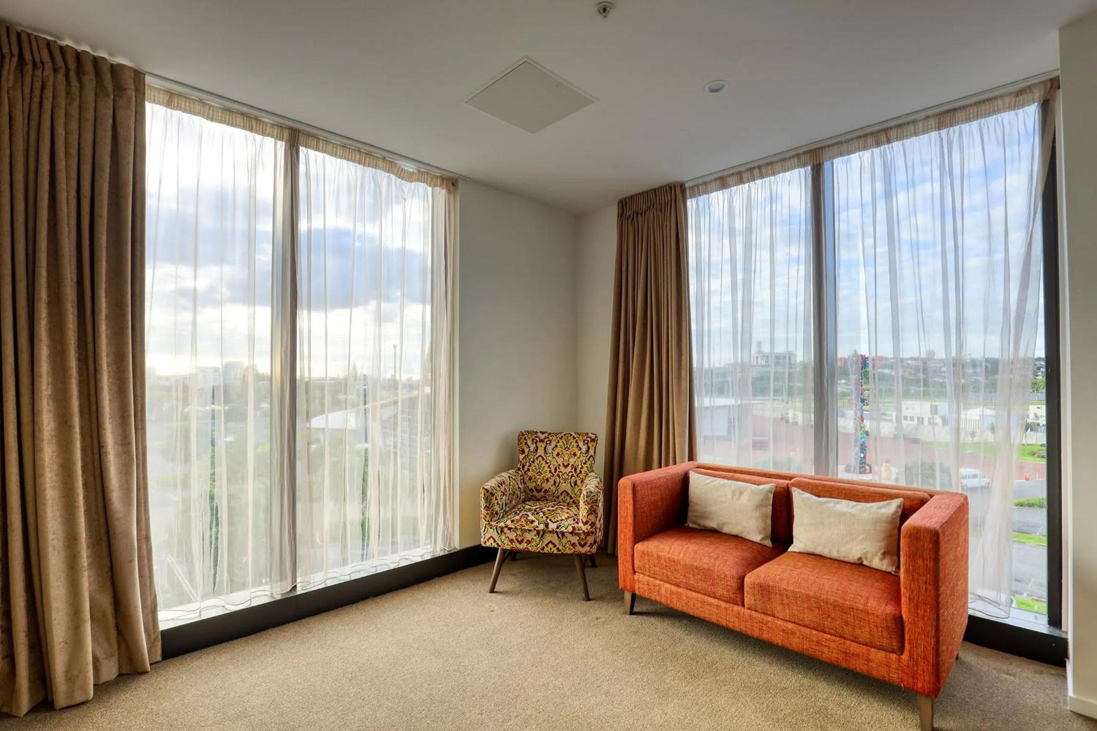 Ramada Suites by Wyndham Auckland Manukau Pacfic Centre