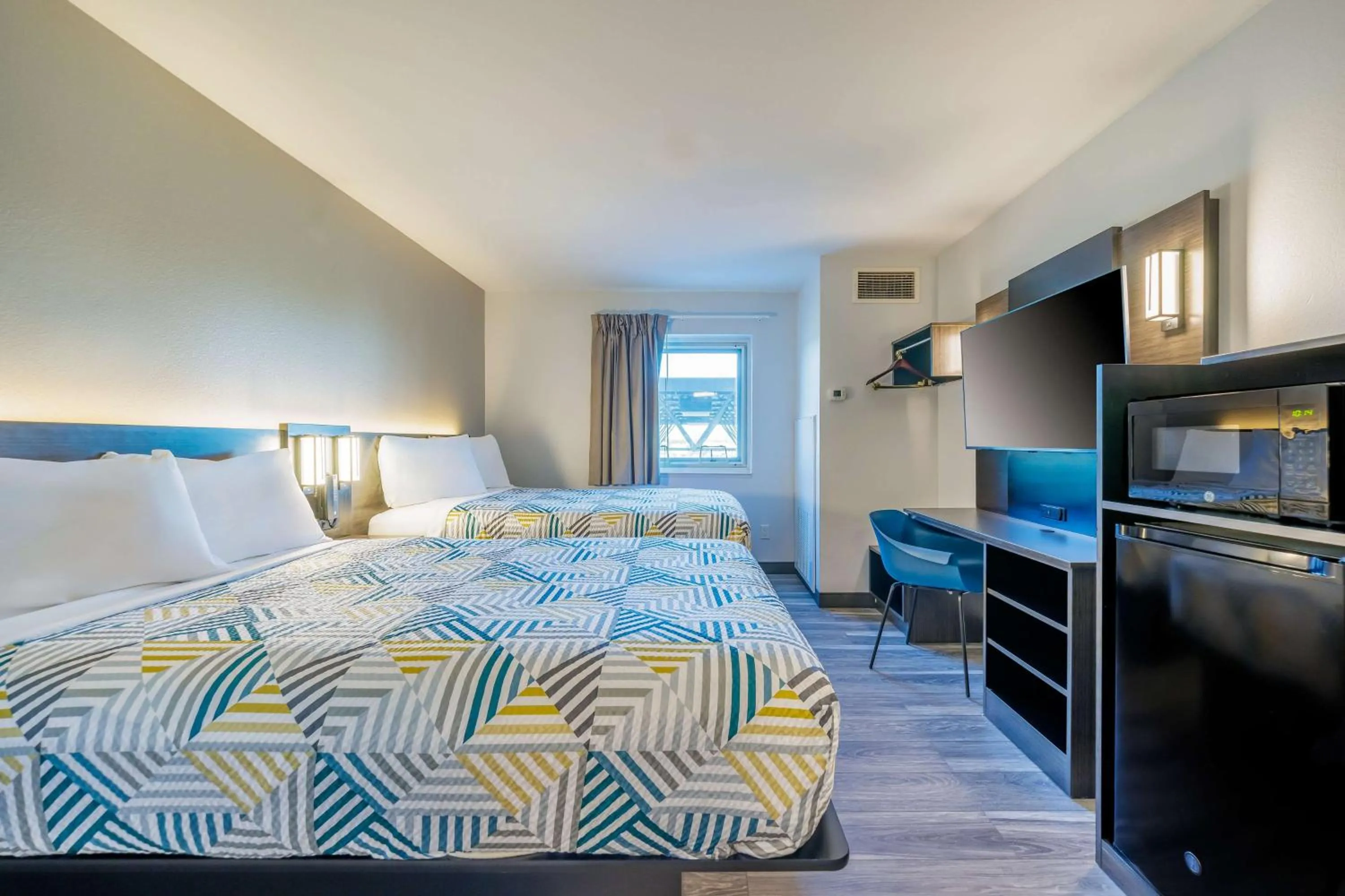 Bedroom in Motel 6-Grand Island, NE