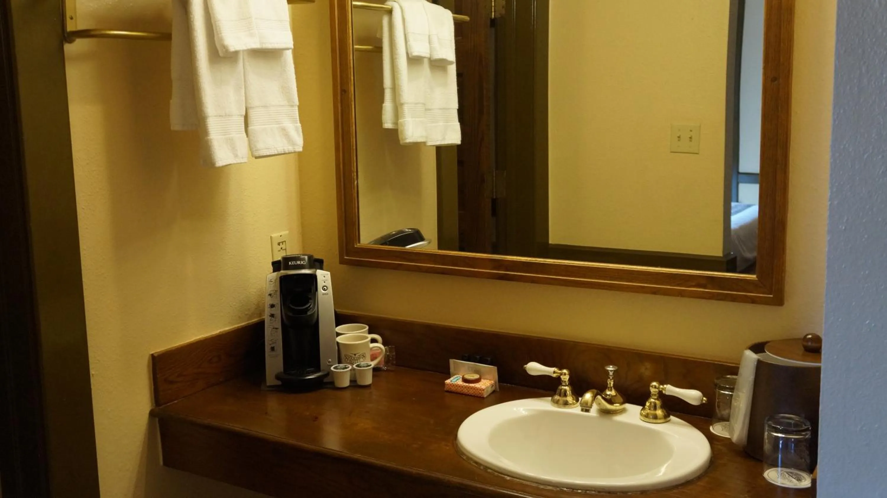 Bathroom in Stockyards Hotel