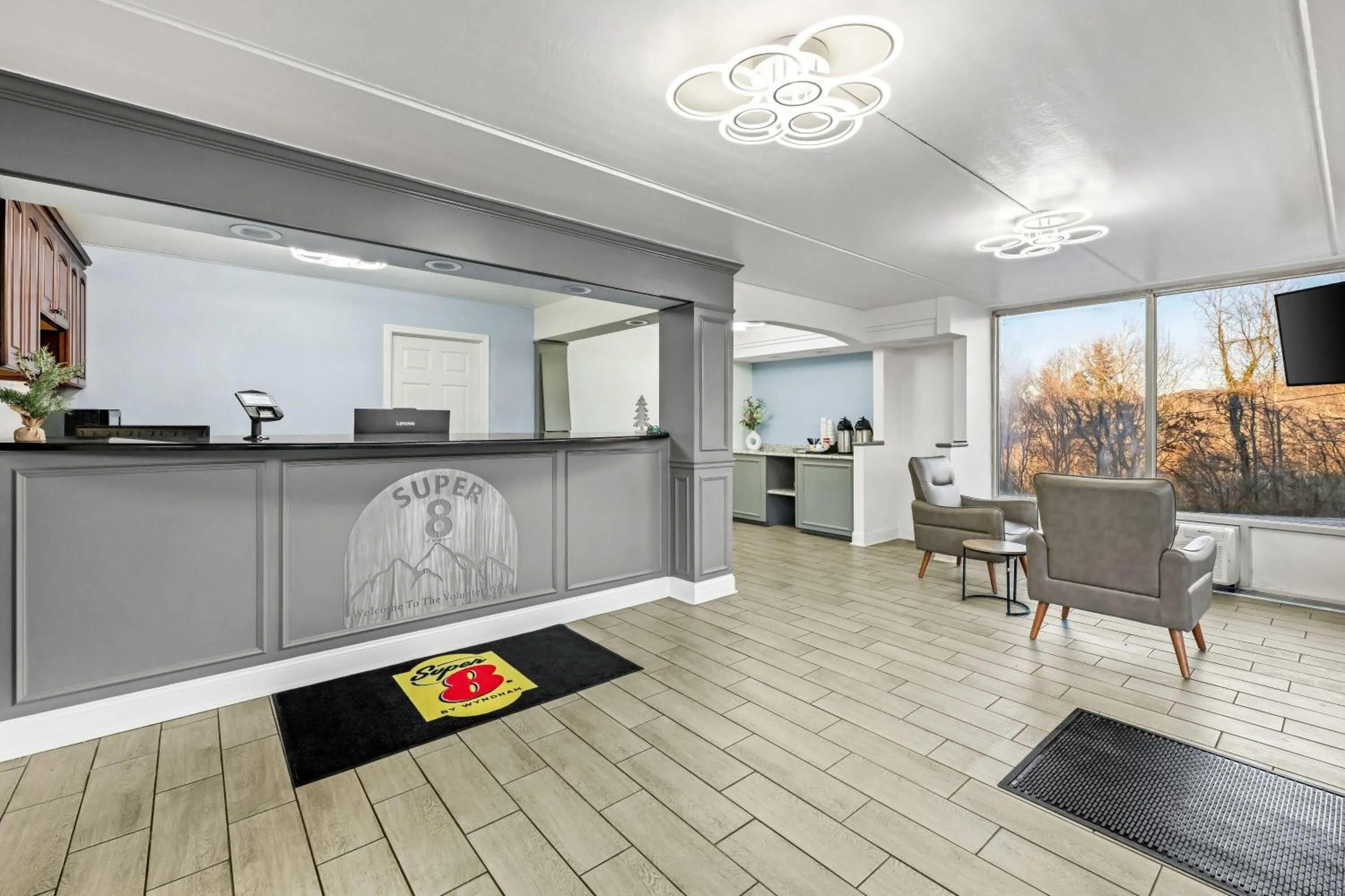 Lobby or reception in Super 8 by Wyndham Kingsport /I-81