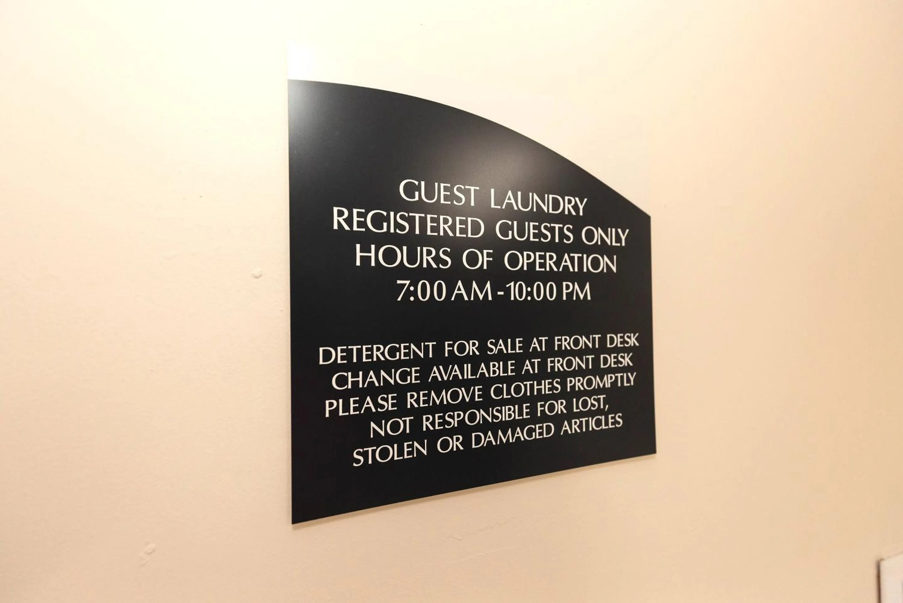 Lobby or reception in Coratel Inn & Suites by Jasper Mankato