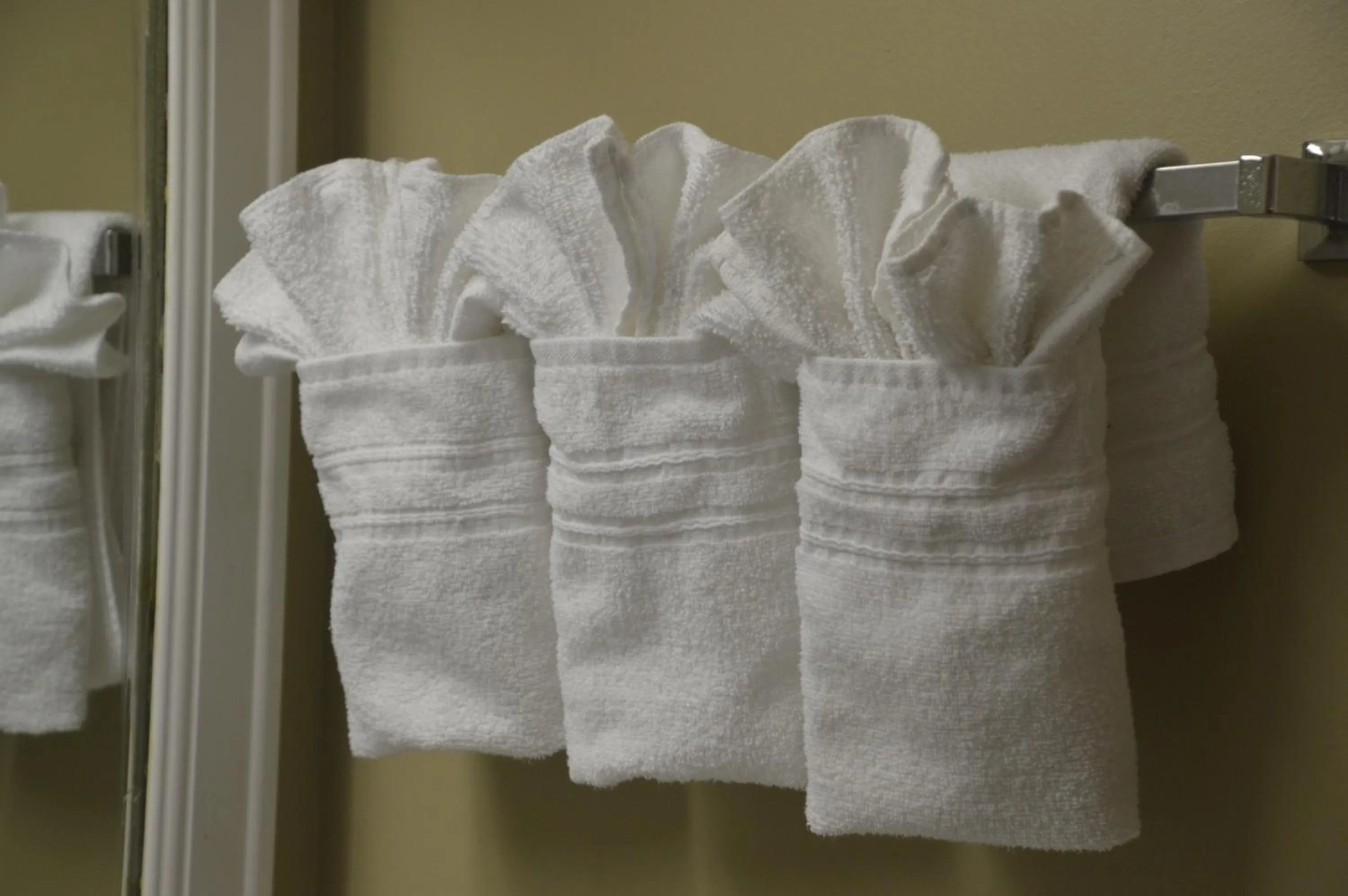 Decorative detail in Super 8 by Wyndham Monticello