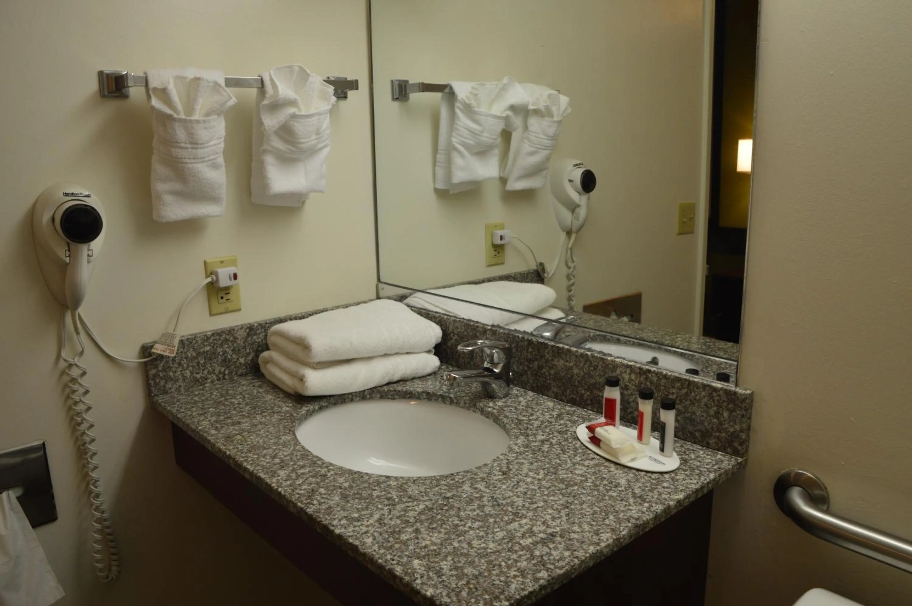 Bathroom in Super 8 by Wyndham Monticello