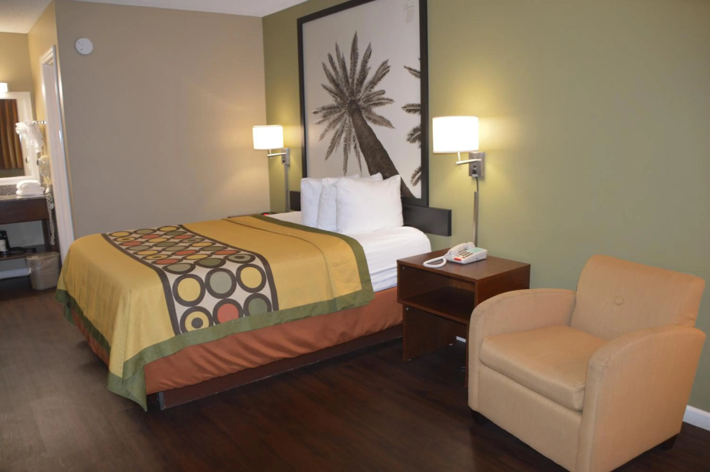 Bed in Super 8 by Wyndham Monticello