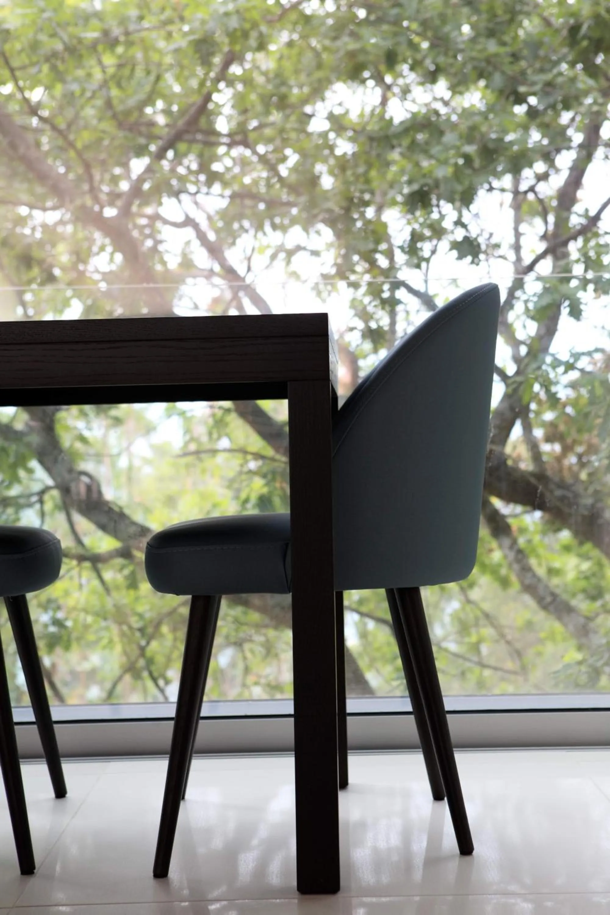 Breakfast in Oak Nature