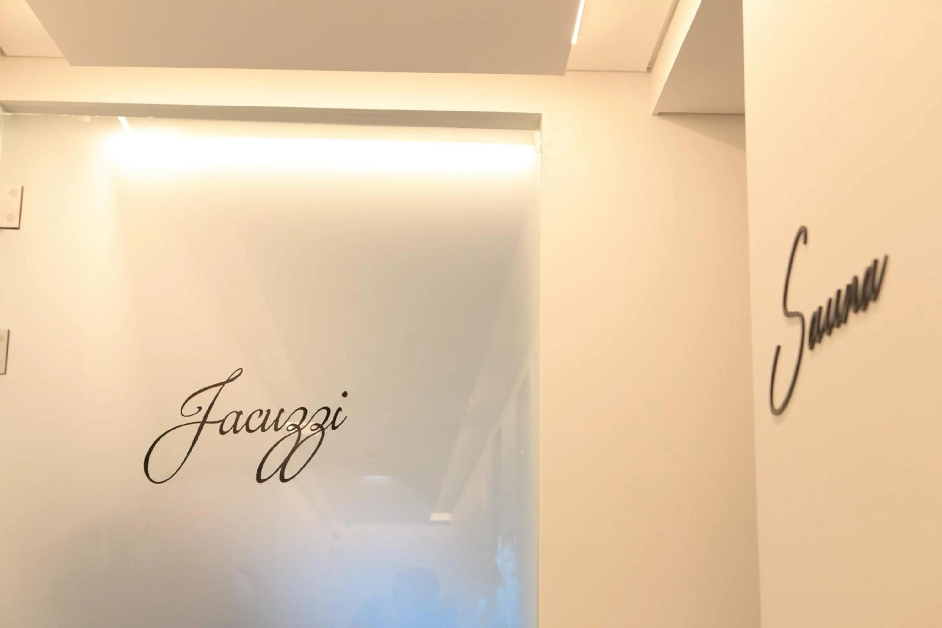 Logo/Certificate/Sign in Oak Nature