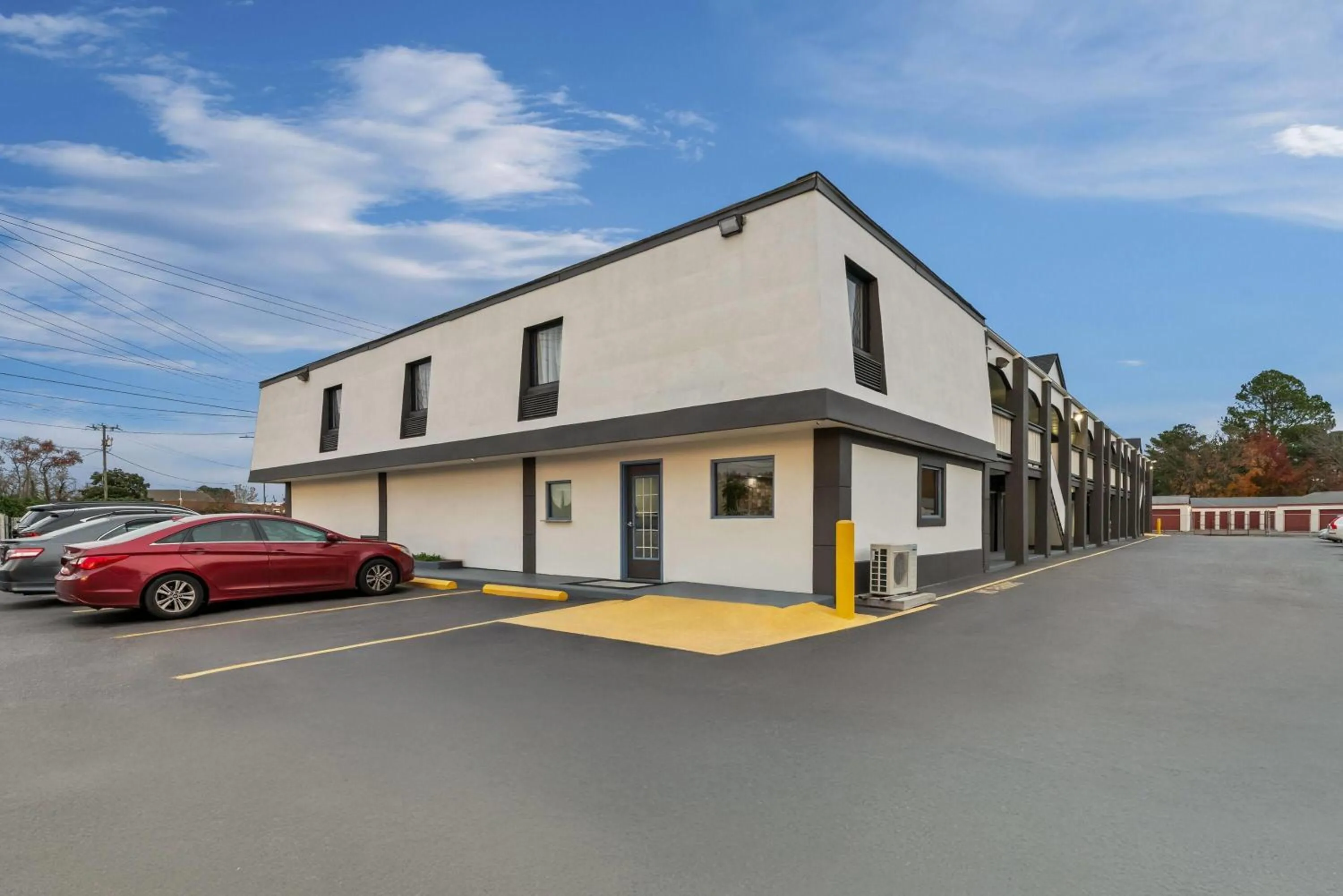 Property building in Days Inn by Wyndham Chesapeake